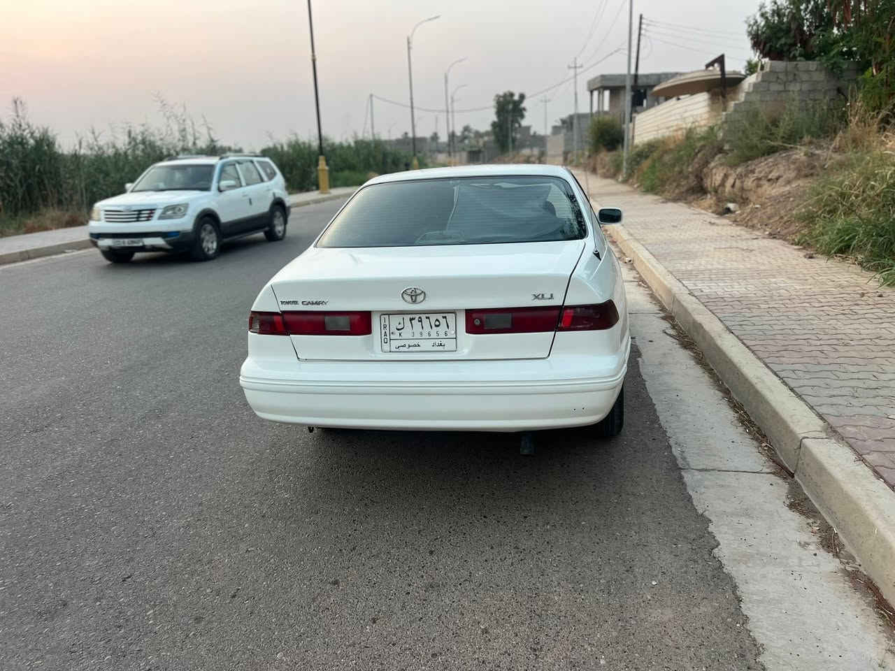 السلام عليكم
كامري موديل 2000 للبيع 
السيارة مصبوغه احزام جمالي 
رقم بغداد تبريد شغال سيارة جاهزه ماعده الحدادية 
العنوان صلاح الدين قضاء الضلوعية 
السعر 60 وبيها مجال للطيبين 
الاتصال عل رقم او المراسله واتساب 
***********
