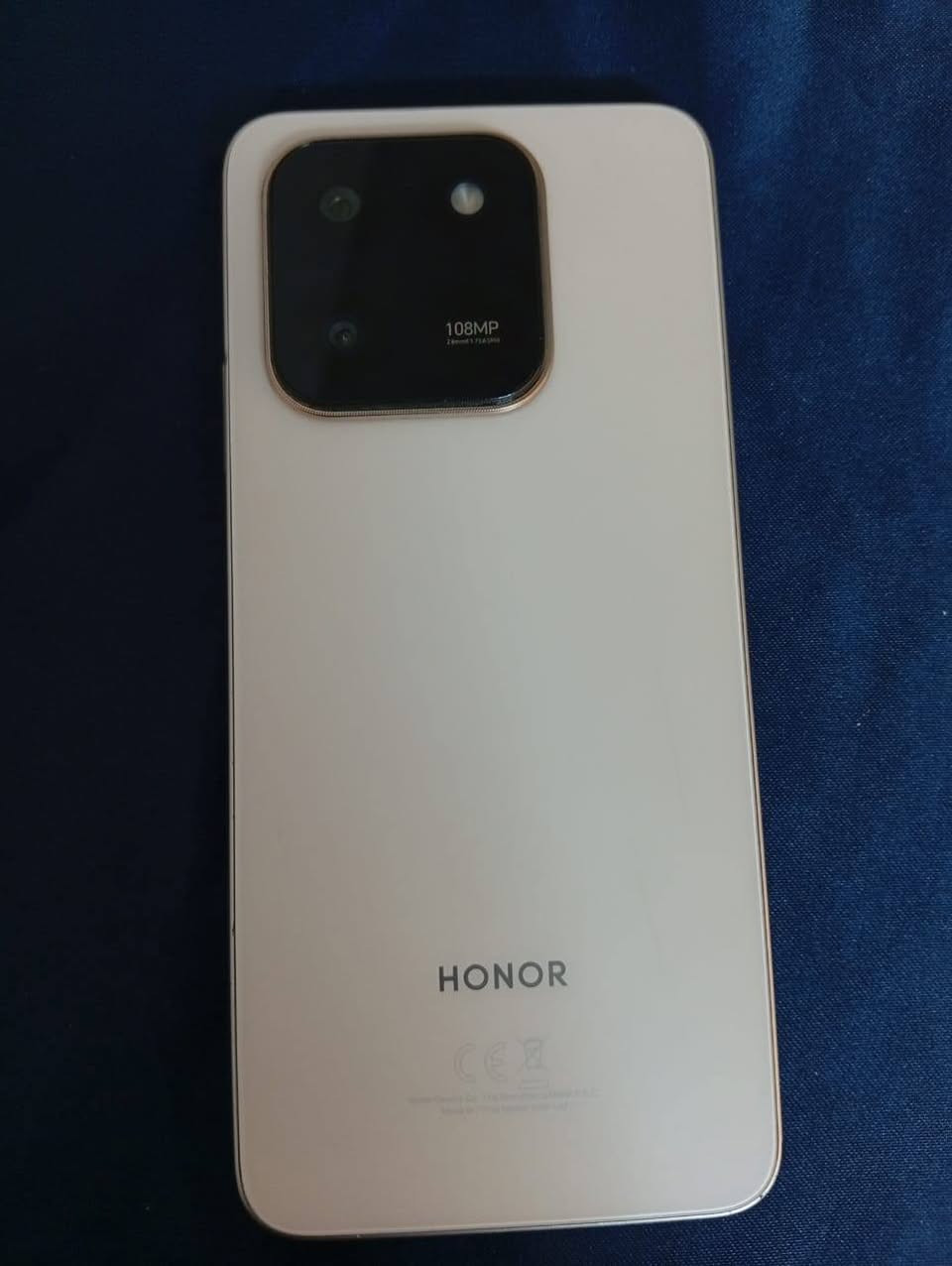 هذا الجهاز ما بي شي بس الشاشه كل شيء بلادي سعر 150 تواصل HONOR X7d على هذا الرقم ***********

