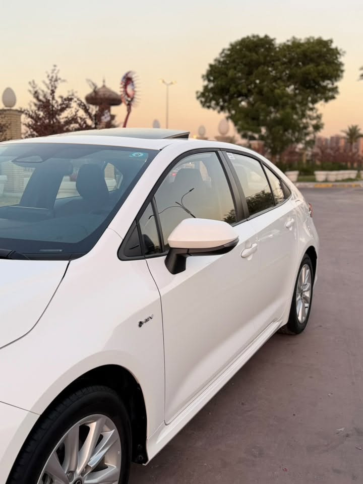 السلام عليكم للبيع كورلا  2025 الشكل الخليجي رقم بغداد بأسمي ماشيه (13) الف km  على أيدي من الشركه مدوشم الارضيه جلد اصلي بحالة الوكالة السياره كفاله عامه   مكاني بغداد الكرخ السعر (162) وبيهه مجال  *********** / ***********
