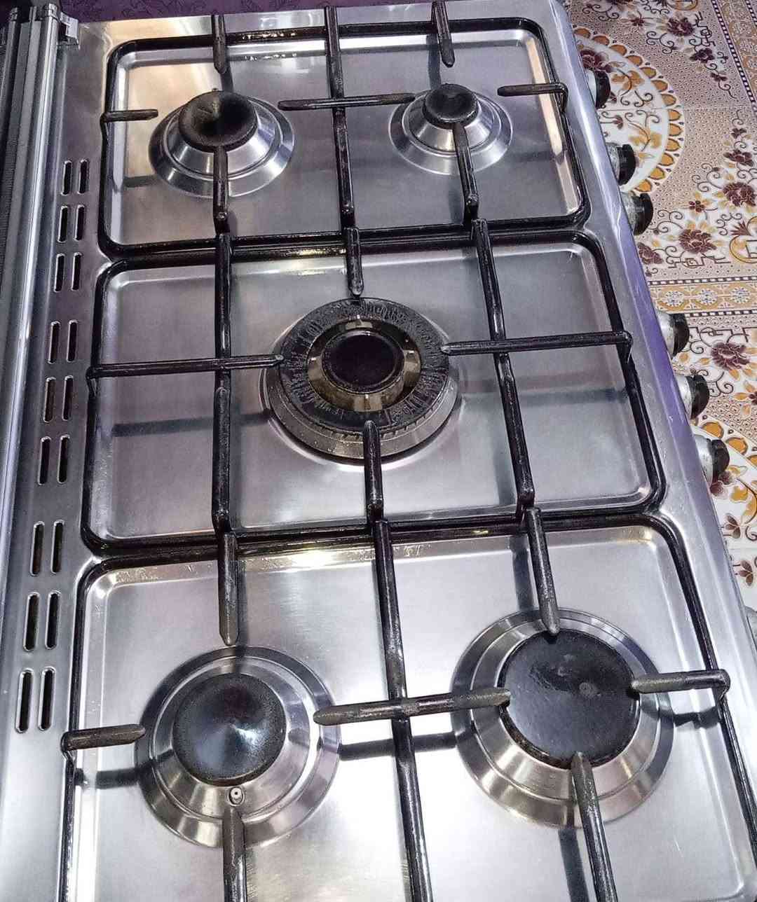 للبيع طباخ نضيف وكلشي بي شغال سعر ٢٥٠
استفسار، ***********
