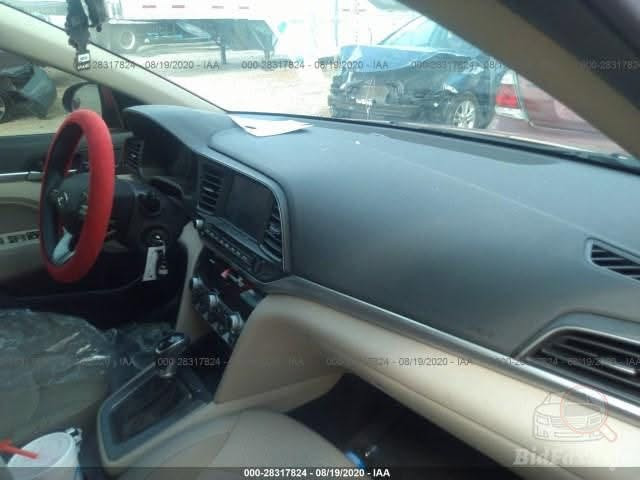 🚘 هيونداي النترا 2020 – نص فول | وارد أمريكي 🇺🇸
🔹سنويه شهر ال 3 سقطت هاي السنه 

🔹حادثها فقط طلقتين بلقمارة  يعني حالها حال الكلين
وداخل المنفذ اثناء النقل بلهلال الجاملغ الخلفي بيها بارد ما معدل ع وضعها باقي 
🔹 محرك 2000 DOHC

🔹 گير أوتوماتيك 

🔹 ماشية90ألف ميل

🔹 تحكم ستيرن

🔹 3 مودات للقيادة/السرعة

🔹 حساسات أمامية وخلفية

🔹 حساسات جانبية

🔹 كاميرا خلفية

🔹 شاشة وسطية

🔹 مثبت سرعة

🔹 تحكم كهربائي بالمرايا والزجاج

🔹 تبريد ثلج + تدفئه

🔹تخم تاير جديد

‏🔹 ABS + Airbags

🔹مانع انزلاق

سياره جدا نضيفه فقط صدرها يحتاج ادامه كير محرك مكفولات 

 
💰 السعر: [السعر١45 ورقه)

📞 للتواصل: [***********]

مكاني بغداد الكرادة  او العبيدي
