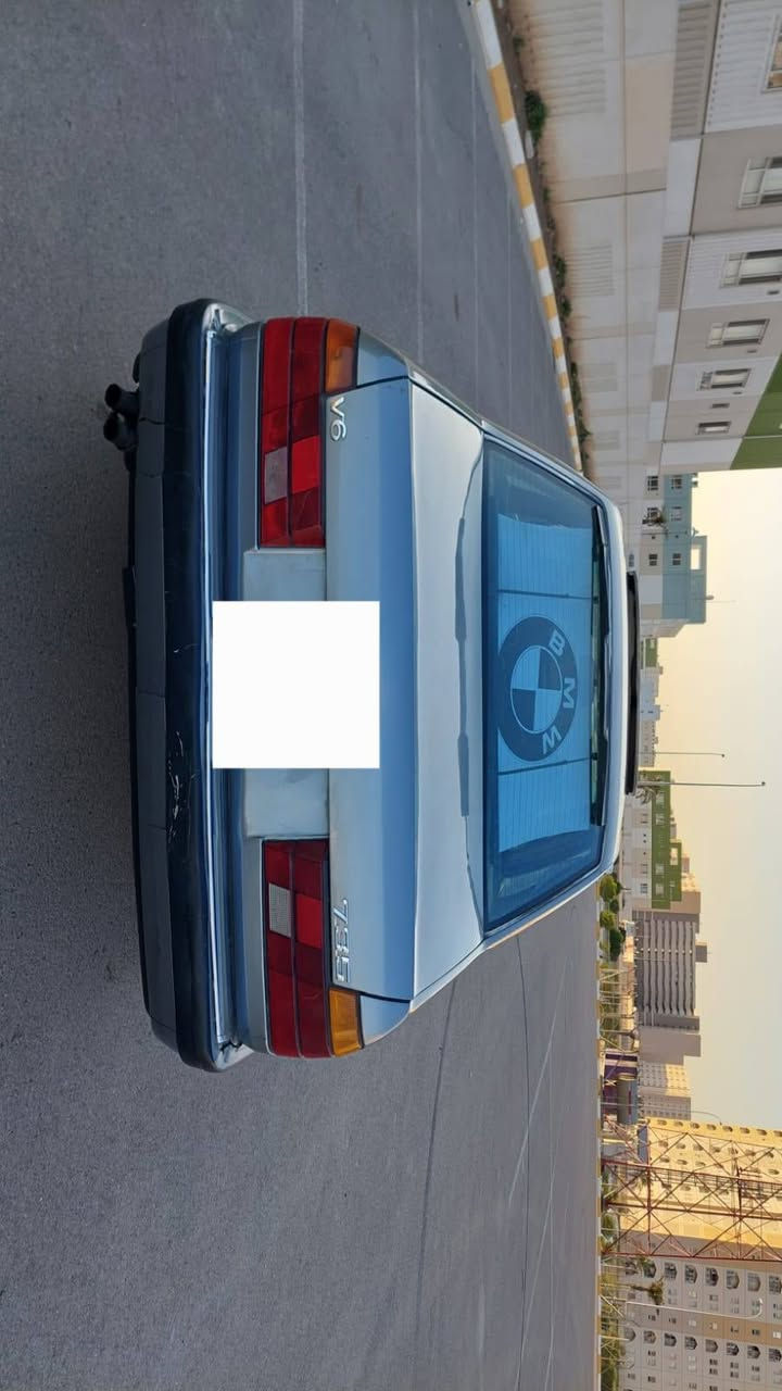رجائا اقرء المنشور قبل لتتصل للبيع العاجل bmw

 محرك 6 سلندر مفتوح

 كير سلس وكل مشكله مابيه 

حداديه جديده 

٥ تايرات جدد ٥ويل كب خليه

سلايت شغال طكتين 

كيجات شغاله

كهربائيات شغاله

كشنات جلد بلاديه

تبريد قطعتين شغال 

رقم دولي بسمي 

 موديل ٩١ اصل

حجم ٣٥ بليته وسنويه

سياره احلى من الصور بهواي 

للعلم السياره مشتركه بمسلسل والها فديوات 

السعر مناسب علق تم يوصلك خاص والشراي يجي ومارجعه

اي استفسار اسال علعام واجاوبك او اتصل ***********
