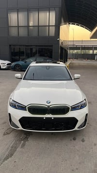 بي ام دبليو 330i • ٢٠٢٤ • M پاكيج