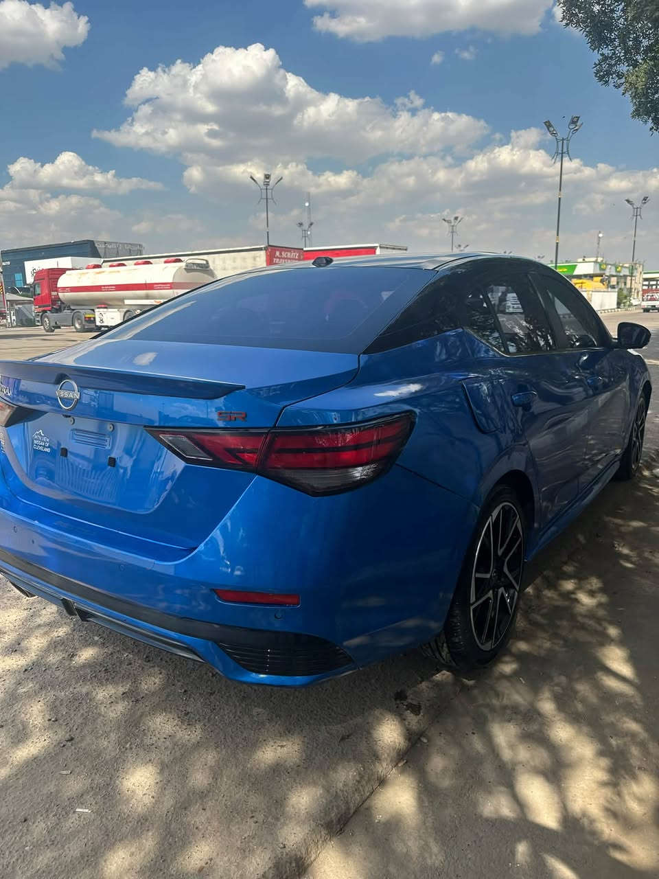 🚘 للبيع نيسان سنترا SR موديل 2024
🔥 SR تو كلر – شكل رياضي ومواصفات حلوة

✅ فتحة سقف
✅ كرسي كهرباء
✅ رقم فحص
✅ ماشية فقط 15 ألف كم
✅ مكينة 2.0
✅ مكفولة من المكينة والكير والتبريد
✅ الشواصي واللغود مكفولة

🛠️ الحادثة:
• بنيد مبدل ومصبغ
• جاملغ صبغ
• جاملغ خلفي
• الحادثة موضحة بالكامل للجادين

💰 السعر: 132 ورقة وبيه مجال بسيط

📞 للاستفسار واتساب:
***********
