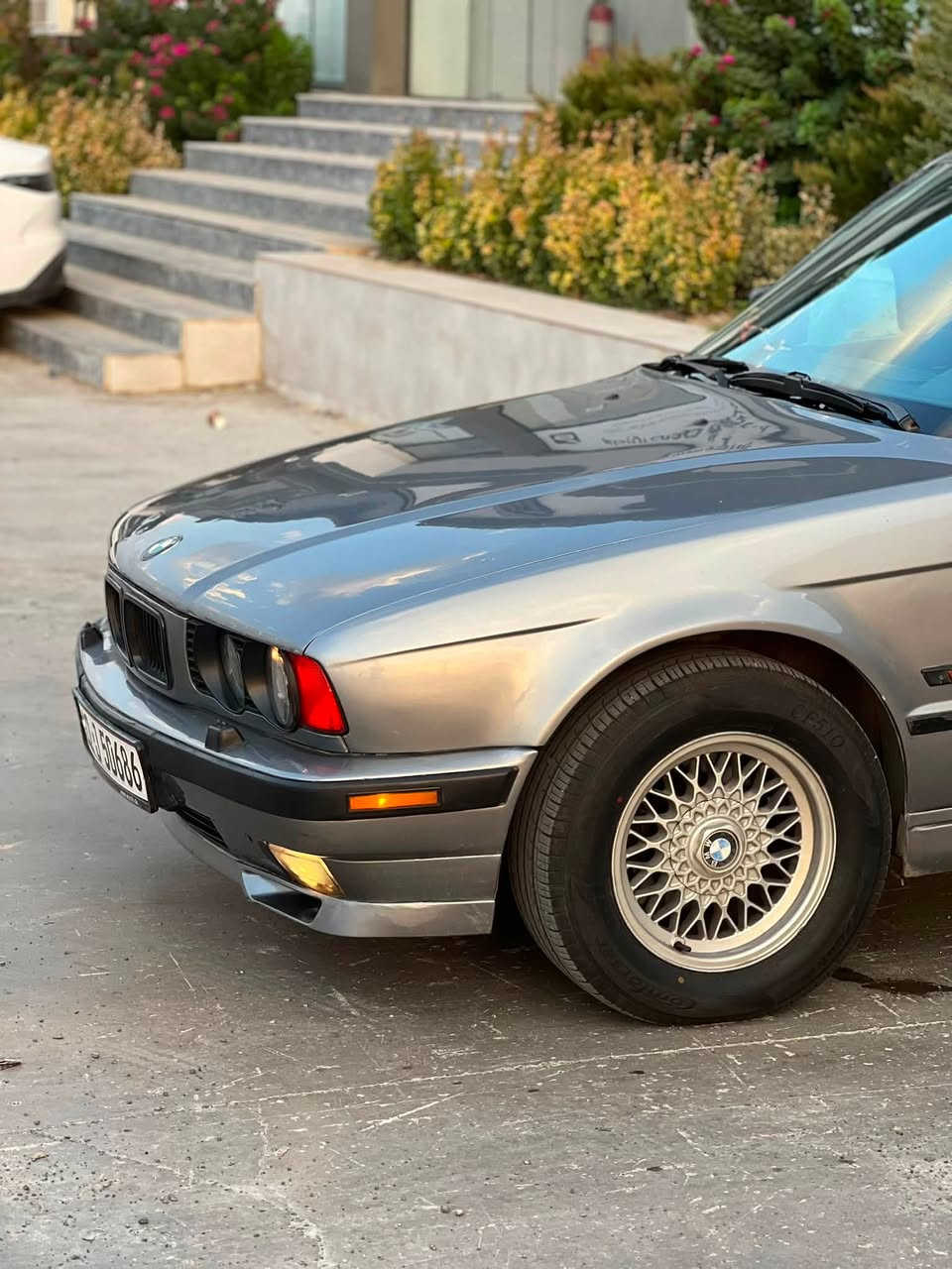 بي ام دبليو 525i • ١٩٩١ • كير اوتو