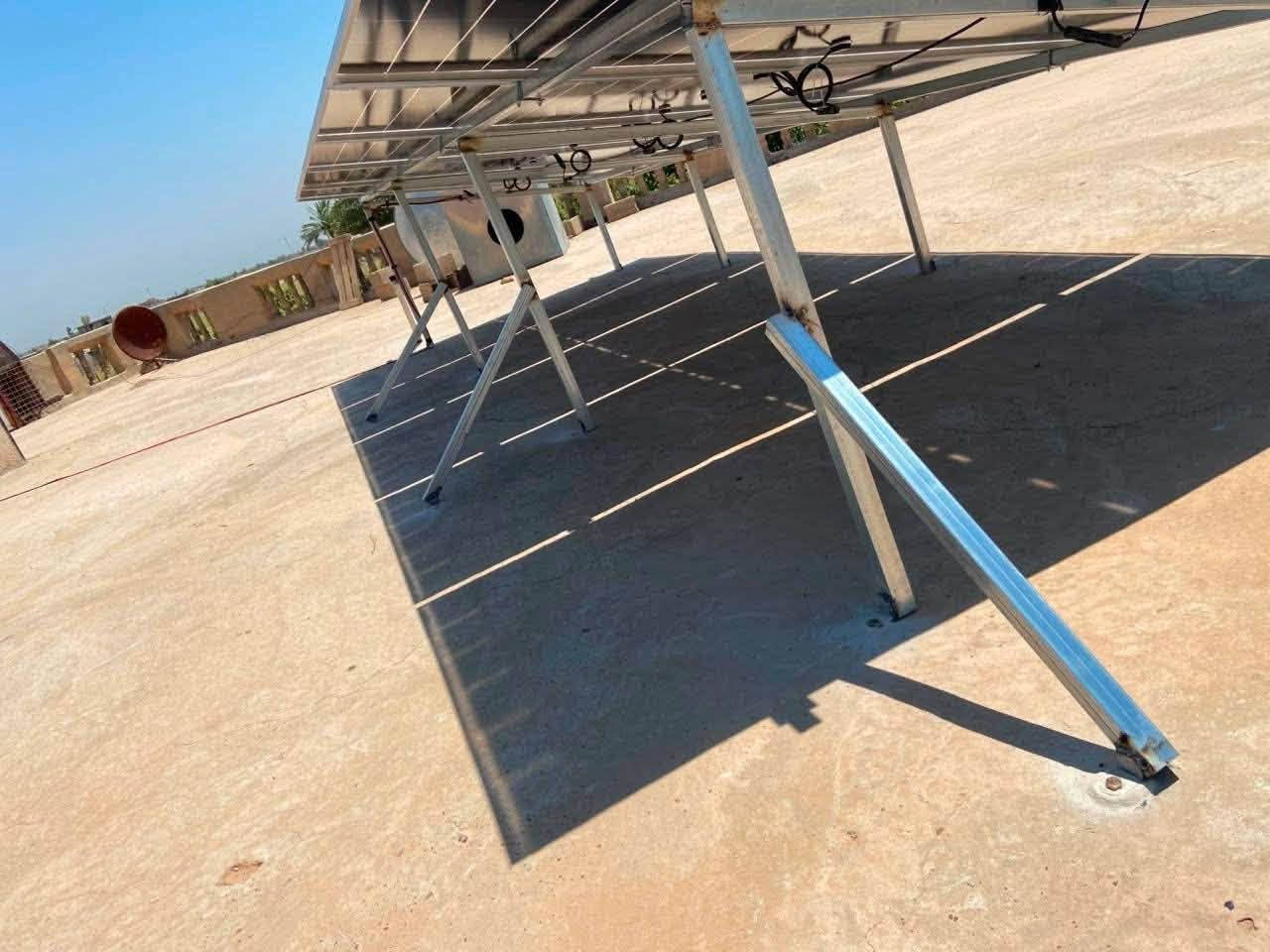1. بطارية الخزن – PFI Solar

2. الإنفرتر العلوي (Inverter)

3.الاواح عدد8 لونجي 650x10

المنظومه مشتغله750 دوره فقط كامل مع تنصيب 
المنظومه 15 امبير صباحي وليلي15 
ضمان عقد يصير مده4 سنوات ستبدال 
*********** تواصل ويايه وبلخدمه وتصير قصد
