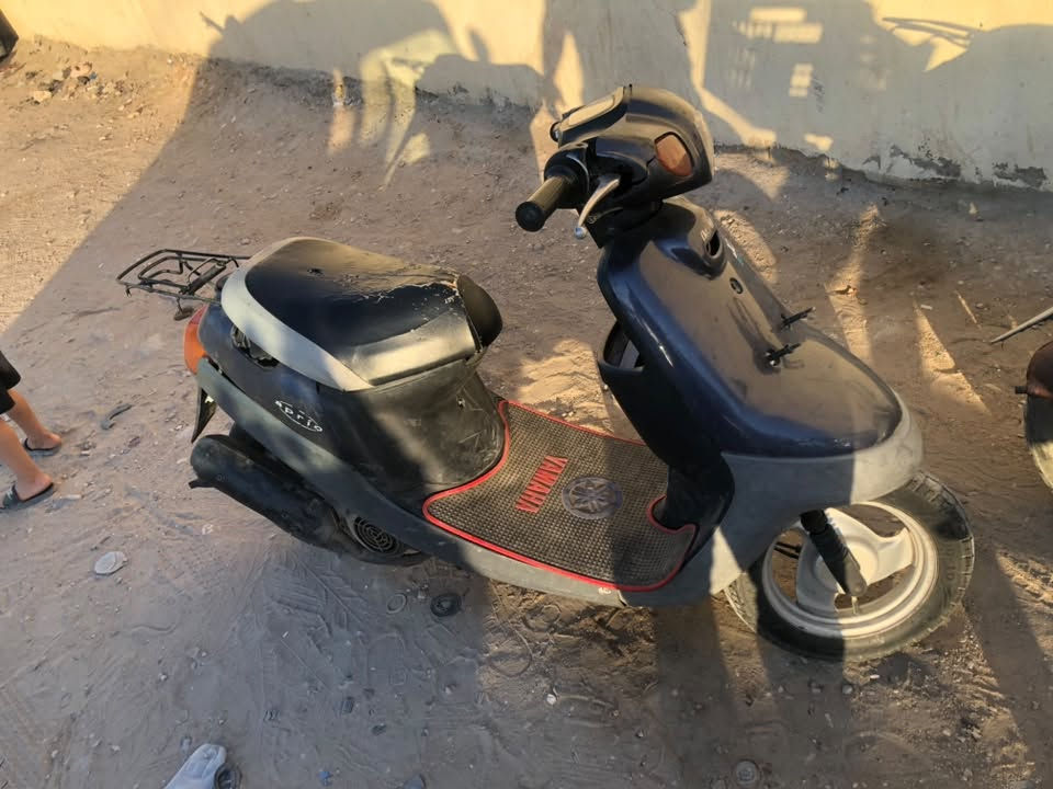 السلام عليكم 
دراجه بطه مجفته مره تجفيت اصلي كلها شغاله مانقصها اي شي تشتغل سلف هندر كهربائيات اشاير ٤ هورن كلشي بيها شغال 
كربلاء حي القادسيه 
***********

