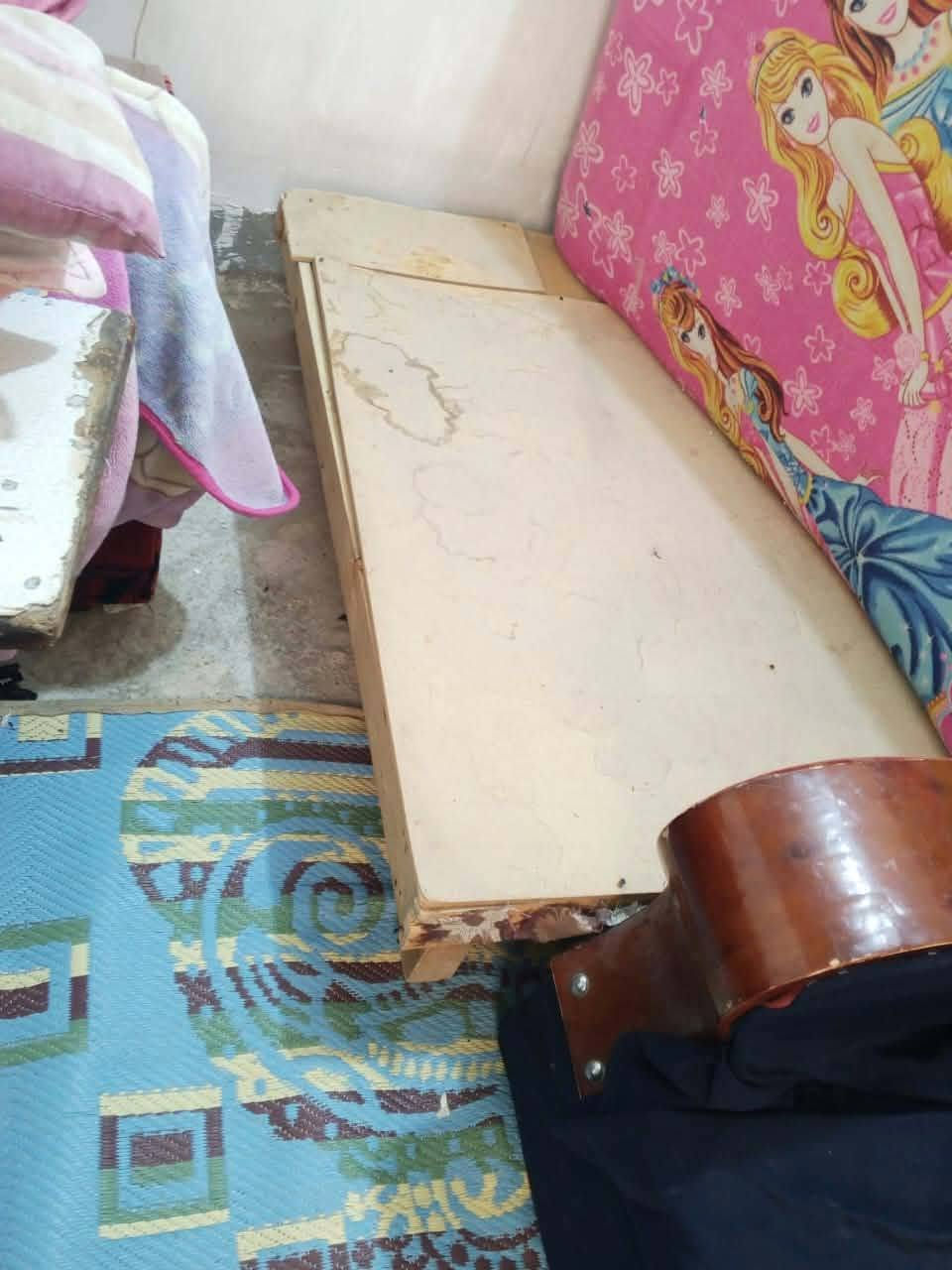 السلام عليكم غراض بيت للبيع 
جرباية مال اطفال سعر 25 الف
مائدة طعام 25 الف 
كاروك اخو الجديد 75 الف 
تخم 10 مقاعد 60 الف 
الشراي يتصل ؏ الرقم(***********)

عنوان النهروان
