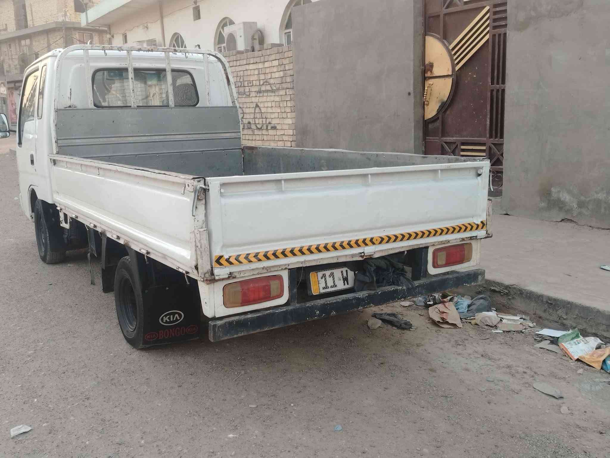 سلام عليكم لبيع كيا فونتيره مديل 97رقم بغداد نكليزي تحويل مباشر شاصي كير محرك مكفولات تخم تاير سياره جازه من كل شي بسمي سنوية جديده مكان بغداد مكلف بنشر ***********
