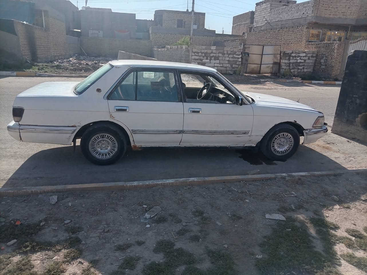 سلام عليكم سيارة سيدان البيع يسره بلاد مكينه وكير ثنين ونص نضاف تخم تاير نضيف سنويه الئ ٢٠٢٨ مكاني ذي قار النصر سعرها ٢٢ وبيها مجال رقمي ***********
