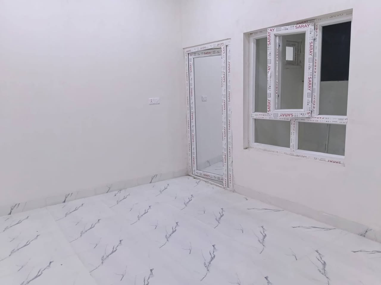 للبيع بيتين
كل بيت  110 متر
طابق واحد مستقل
بناء حديث صفر فول سيراميك
غرفتين نوم واستقبال ومطبخ وصحيات وكراج
العنوان كركوك منطقة ٥٥ قرب جامع المعز
سعر كل بيت ٣٩ مليون
للمزيد اتصل بالرقم
***********
