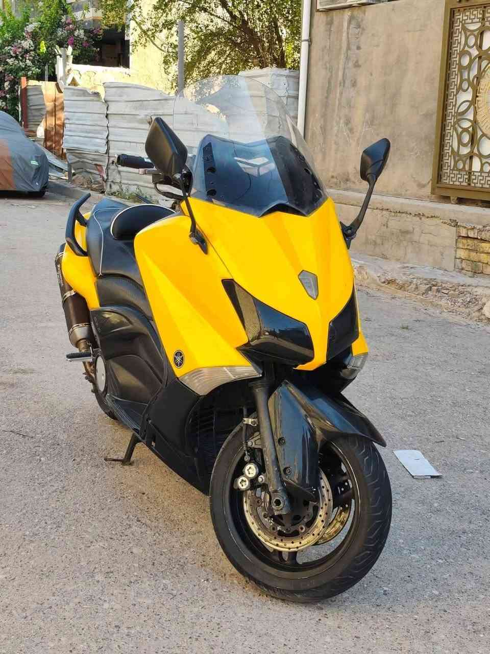 سلام عليكم
T MAX 2014 للبيع 
دراجه خير من الله 
شلعه تشك الكاع 
معدل  ١٨٠ 
ترايك من بغداد لسليمانيه 
مكانها دوره شارع ابو طياره 
سعر ٣٤ وقابل للتفاوض 
واتساب او اتصال ***********
