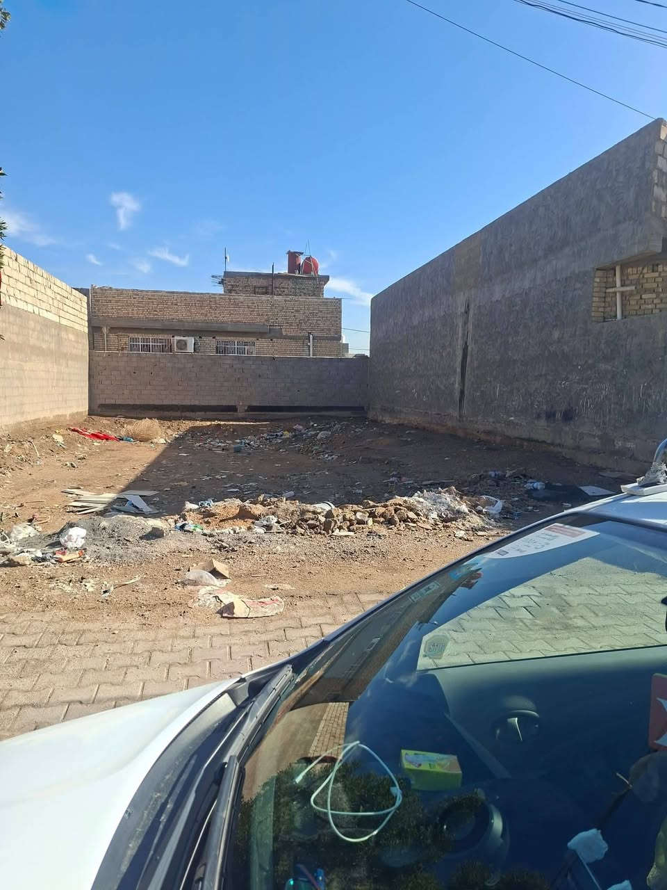 مكلف بل نشر لاستفسار  رقم الجوال
***********

كربلاء قضاء  الهنديه منطقة الرجيبة صايره على طريق كربلاء  نجف المدخل  قريب على السيطره 

 الجدول الغربي  

مساحه القطاعه  325متر نقطه داله مكتب دالين 2 على الشارع العام  مقابله ملعب طوبه وعياده شعبيه 

السعر 75  سند صادر 2025
