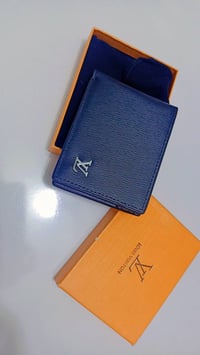 محفظات رجالية • جلد • توصيل