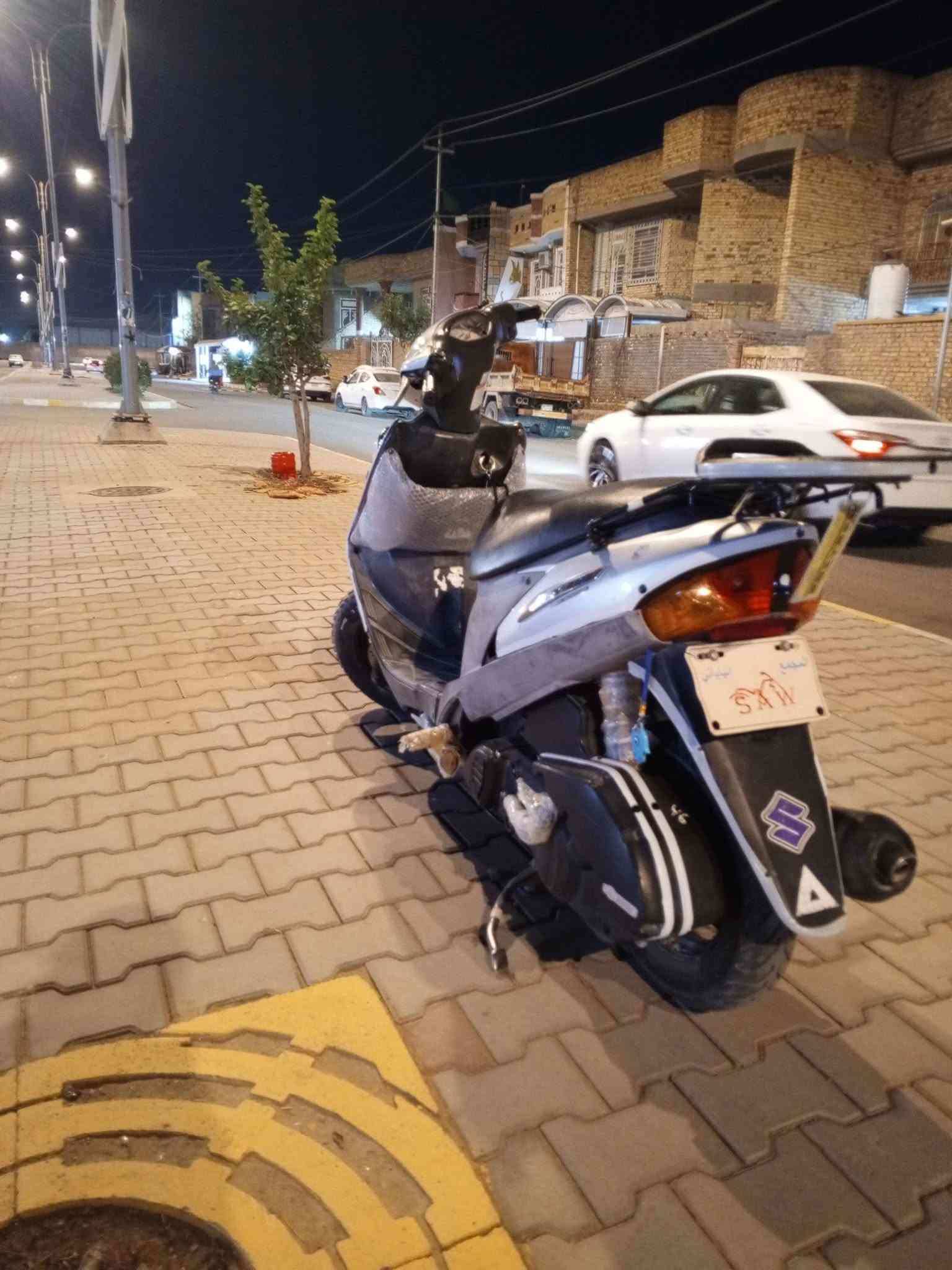تم ايعادت النشر بسبب اوعاد الكاذبه 

اذا مو شراي لاتراسل 

سلام عليكم ادرس ياباني قديم البيع دراجه جديده مكينه خرسه مفتوحه بس والفات شلعه ومعدل يخبل  دراجه ابلاديه نوزل ابلادي كفراته ابلاديه ضفيره ابلاديه كهربائي كله شغاله نكره  سلف وهندر كيج بانزين قفل استيرن حساس استان حساس شوته الدراجة اتخبل ماعوزه اي شي  مكان كوت سعر على رقم*********** خابر وادلل
