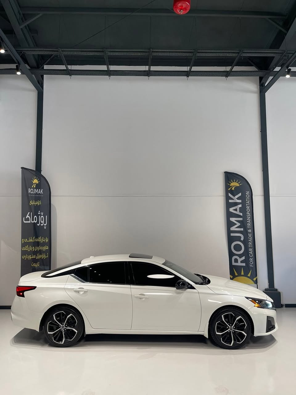 nissan Altima 2024 SR plus
تەنها بۆنیتی بۆیاخە بێ ناو گرتن — ٣٠ هەزار مایل ڕۆشتووە 
ئێرباگی تەقیوەو سستم کراوەتەوە — بێ دەبڵ ئەکسلە❌
زۆر زۆر تازە و جوانە - سارد و شوخت و تەعدیلی نیە 
ڕەقەم کاتییە ٣ مانگی لەگەڵە - شوێن سلێمانی 

1N4BL4CV8RN347936

***********
***********

نیسان التیما مودیل ٢٠٢٤ مواصفات اس ار بلاس 
بس بونیت صبوغ بدون دواخل — سیت رادتر بلادیە
ماشیە ٣٠ الف میل — ارباکات طاک یرجع سستم بلادی
بدون شوخط بدون تعدیل بدون رسعە —- بدون فور ویل❌
سیارە بدون رقم ( رقم کاتی فحص مؤقط) —- مکان سلیمانیە

1N4BL4CV8RN347936. 

***********
***********

