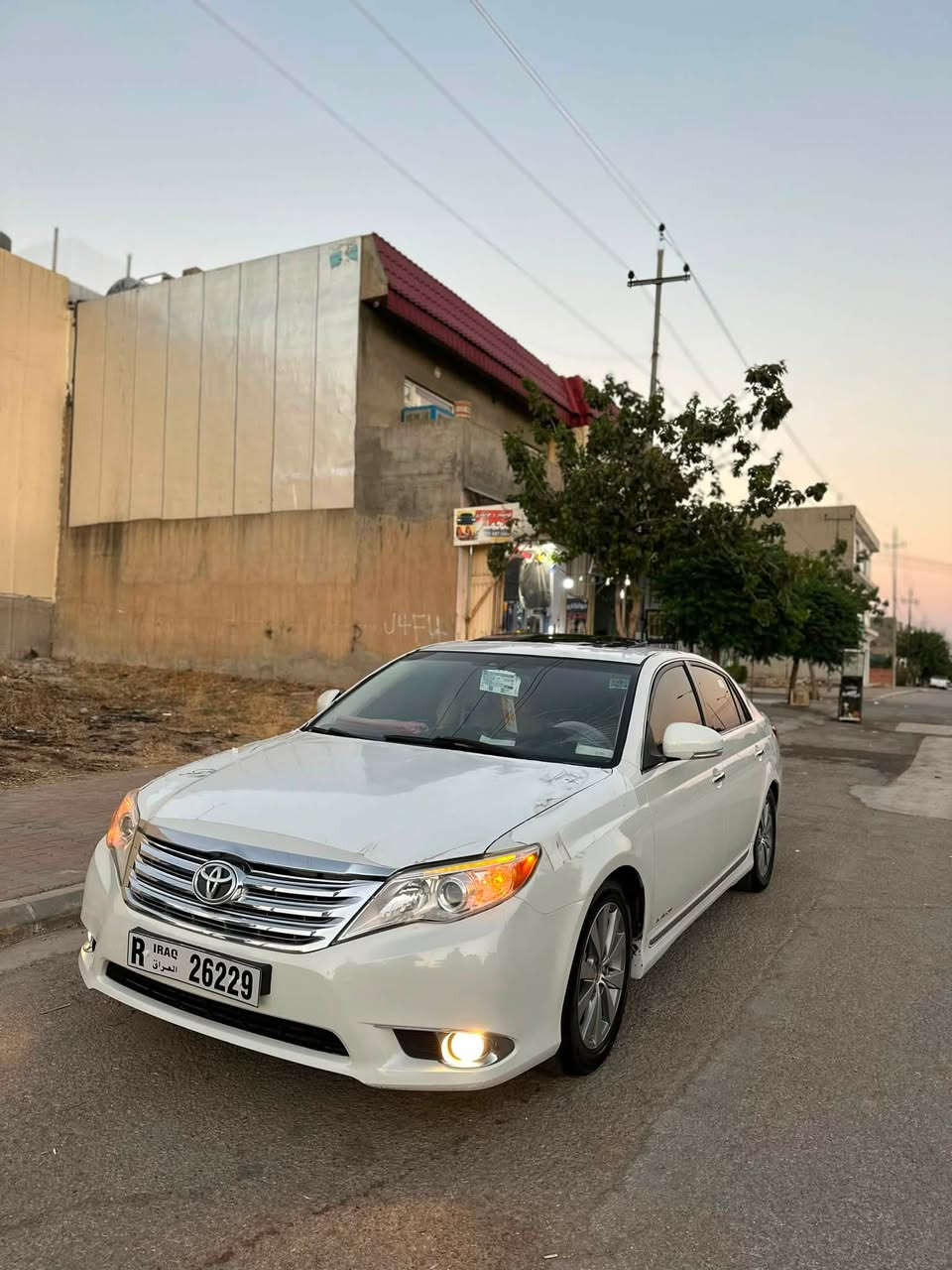سەرەتا بەناوی  خوای گەورە 
ئەڤەلۆن 2012 
Limited
فول فول مواسەفات 
بەسمە
سلایت جلد
کوشن ساردو گەرم
کوشنی کارەبا
سەیارەکە کۆدم بۆ کردوە 
بارکۆدم وەرگرتوە بەشەرتی بەناو کردن
گێڕومەکینە وتەقەو رەقە نوکی دەعامی بۆ نوکی دەعامی بەشەرت
تەبریدو کامل کارەبای هەمو گیانه بەشەرت
ژم:***********
شوێن پیرەمەگرون
