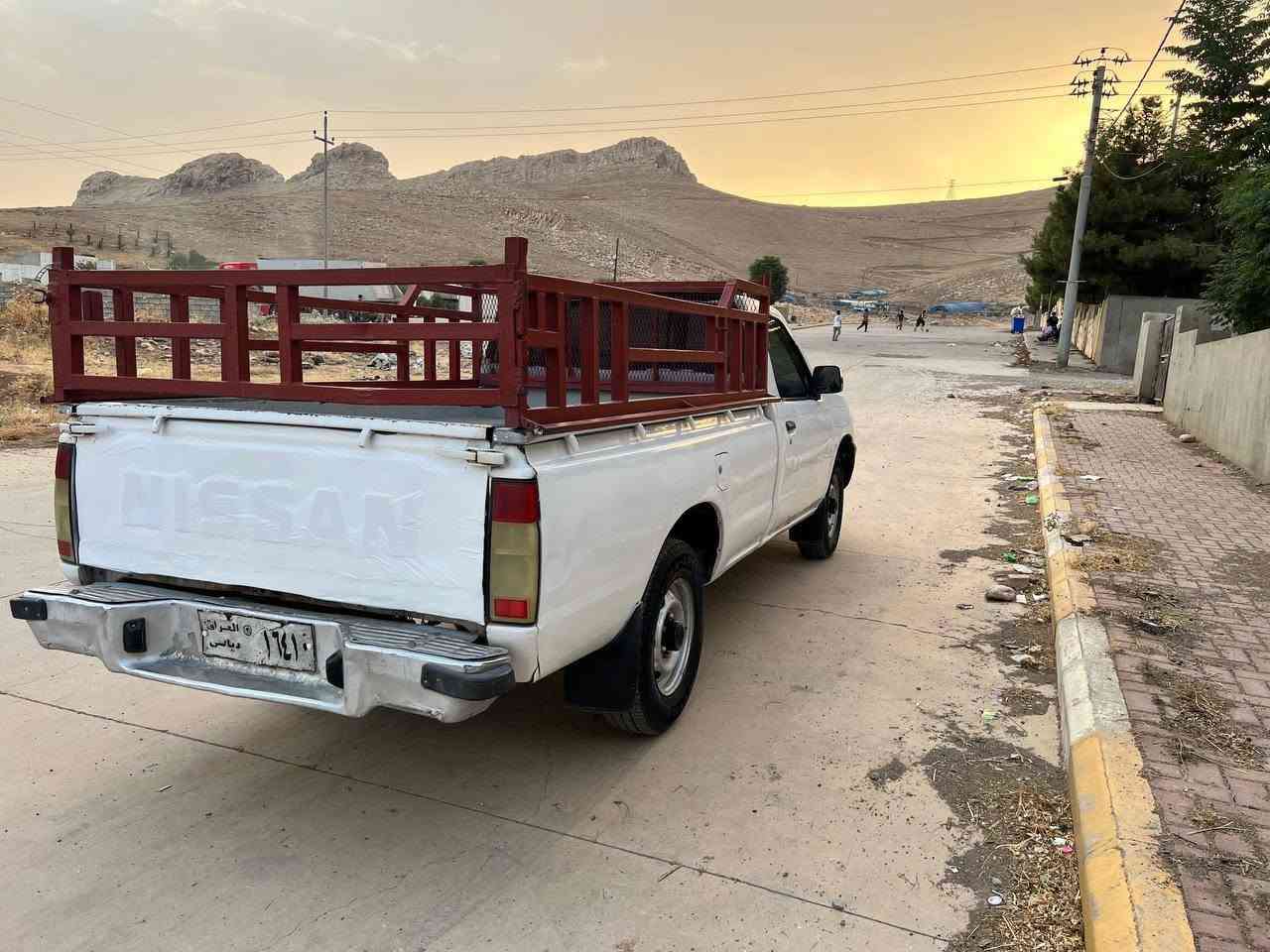 بەناوی خودا
نیسان تـــاک 
2001
مەکینە زێد (مرغوب)
تەبرید 🥶
دوو پارچەی ڕەشە بێ ناوگرتن
گێڕ و مەکینە و ئەکسل بەشەرت
چەمچەو ناوبۆدی جوان
چوار تایەی لۆک لۆک عەسڵ سینی نین
پێشی تازە داگیراوە 
لایت نزم زەرد فولی  زینۆن زەمانی ساڵی لەگەڵە
چرکەی تیا نیە 
ماڵی  کاسپیە و بێ نوخسانیە
سەنەوی جنوبە وەکالەتی بەناوی کوردەوەیە
سعری 58$
سەید سادق
*********** 
وەتس ئەپ و  ڤایبەر السليمانية, العراق
