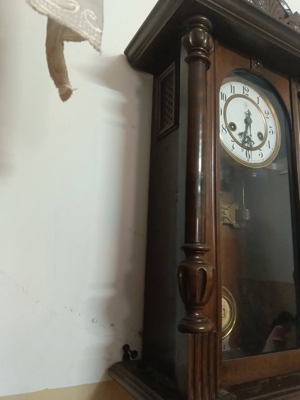 السلام عليكم ورحمه الله وبركاته جبنالكم تحفه فنيه احلا ساعه الماني جنكهاز النظافه جدن عاليه بيها عطل بل مكينه ابيع بحساب عاطل كامله ما بيها اي نقص أو عيب للبيع السعر خاص مكاني موصل يوجد توصيل جميع محافظات العراق وا هذا رقمي للتواصل ***********
