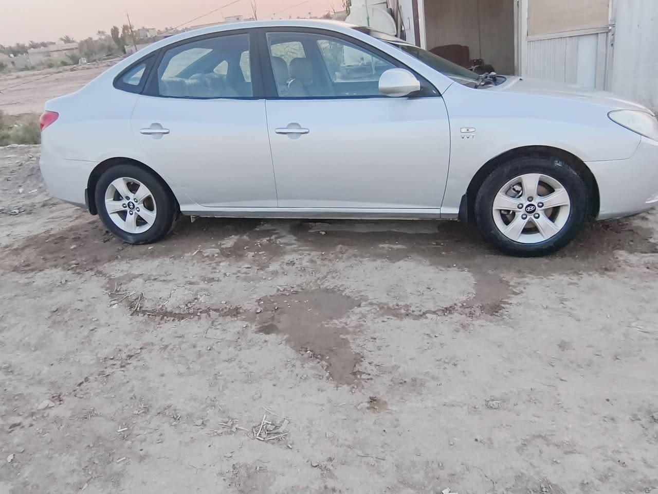 السلام عليكم ورحمه شباب سياره النترا موديل 2010 سياره بل كارتون نضيفه جدا مكينه 2000 دوش كير بل كارتون تبريد ويه السويج تدفئ تبريد بل كراسي التحكم كامل تخم تاير جديد شباب ستوني مبدله وتجي وشوف بعينك دواخل جلد اسود كاعيه مغلفه كله جلد سياره ماذب ربع عليه كامله من كلشي كبل للشارع رقم سليمانيه سعر مناسب 40 وبيه مجال حق الجيه مكاني النجف الاشرف قضاء المناذره رقم الموبايل ***********
#الكل @إشارة
