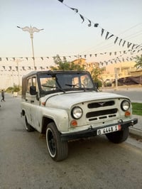 ٢٠٠٠ • كير عادي • عكرب بلاديه