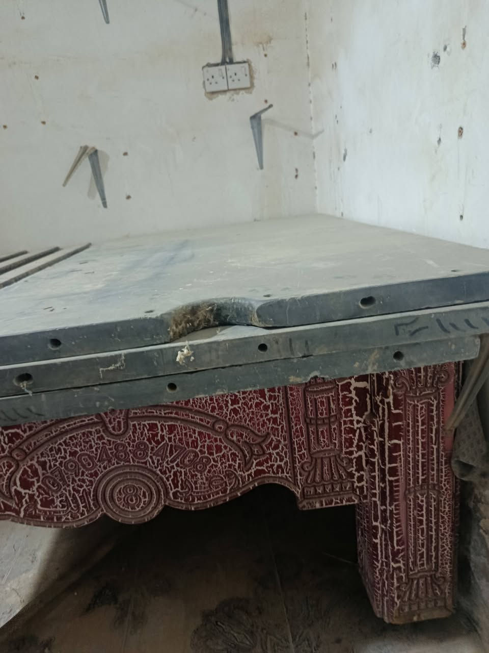 ميز بليارد للبيع مال مستعجل وجديد الله شاهد للستفسار اتصل على ***********
