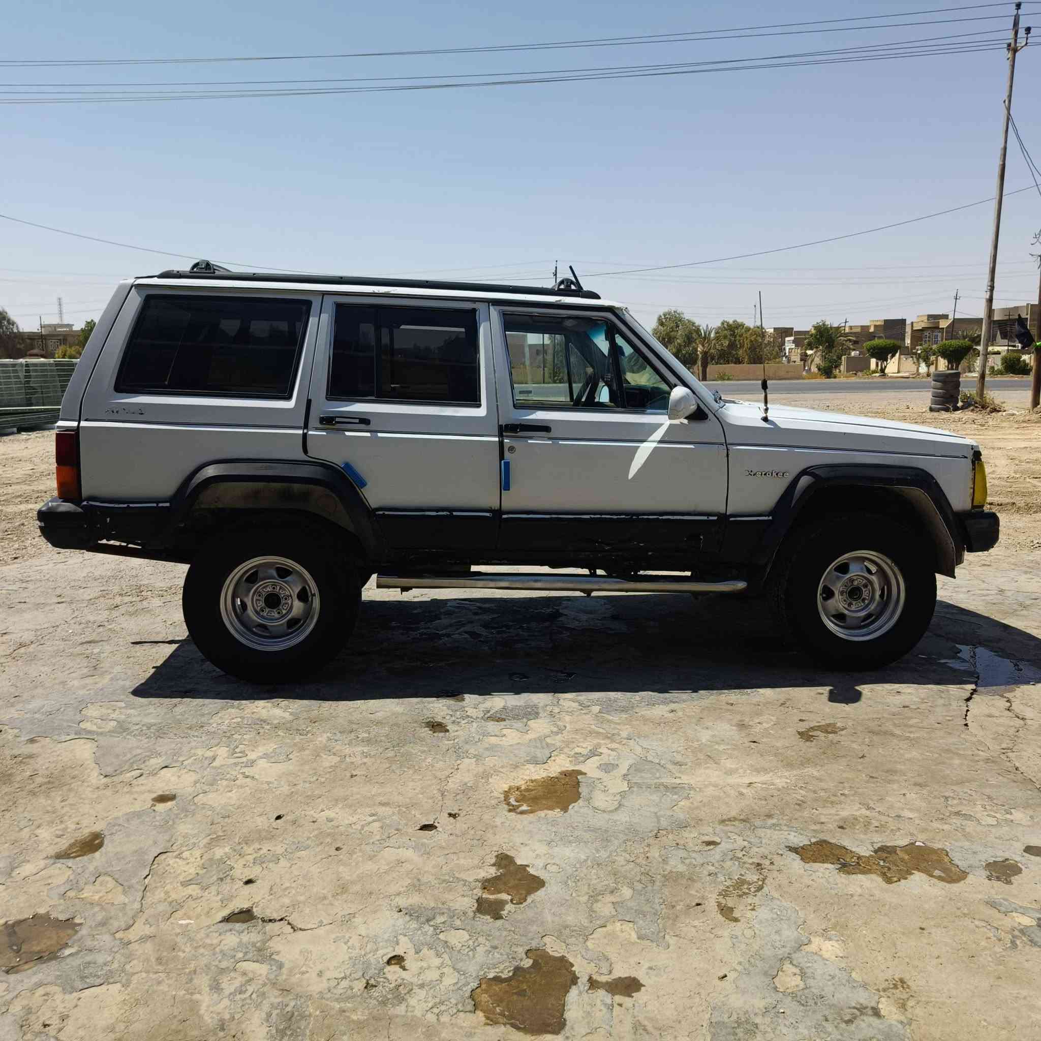 سلام عليكم جيب للبيع مديل 91رقم واسط سنوات 29 تحويل ثاني يوم مكينه 2500بطه سعر 28 وبيه مجال مكان واسط ***********
