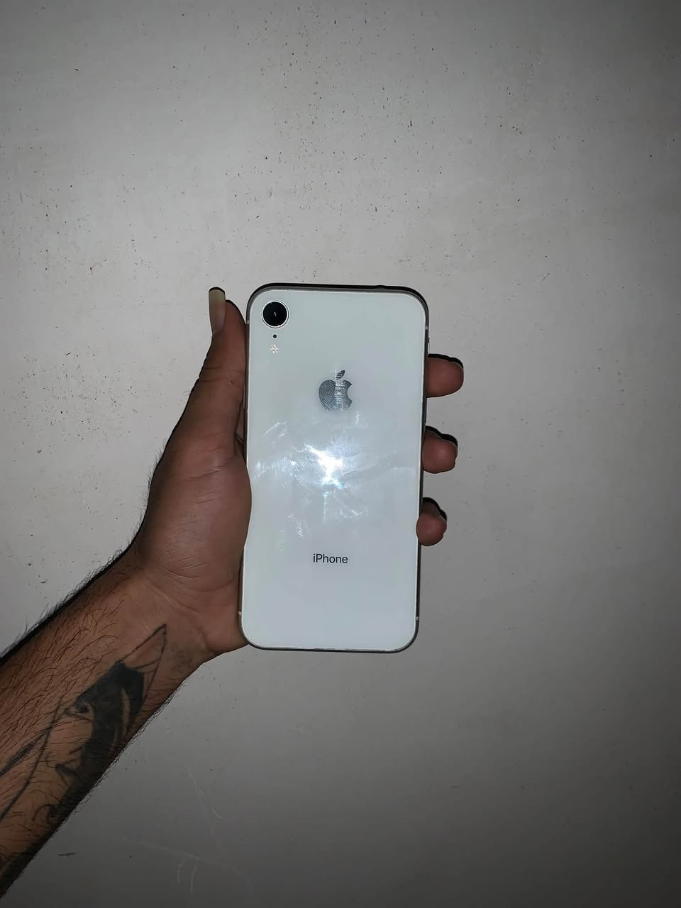 آيفون XR • ١٢٨ • فيس ايدي معطل