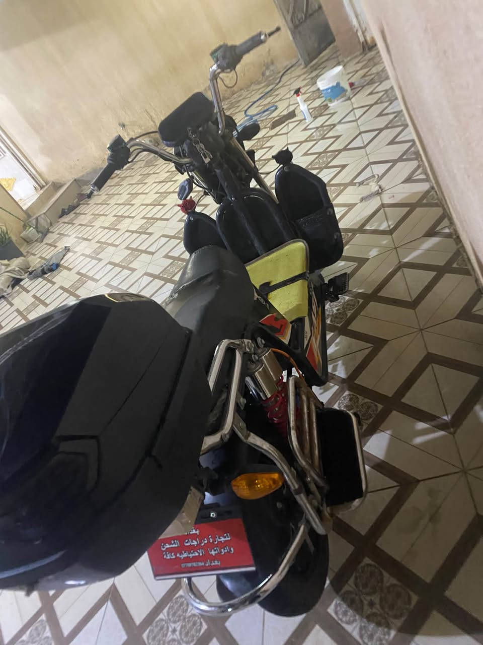 سلام عليكم دراجة شحن نوع هارلي /بطاريات جدد لايت بك لايت كلة شغال دراجة تخبل أي نقص ما بيهة 
/سعر ٥٠٠ وبيهة مجال 
مكان ديالى شهربان 
رقم ***********
