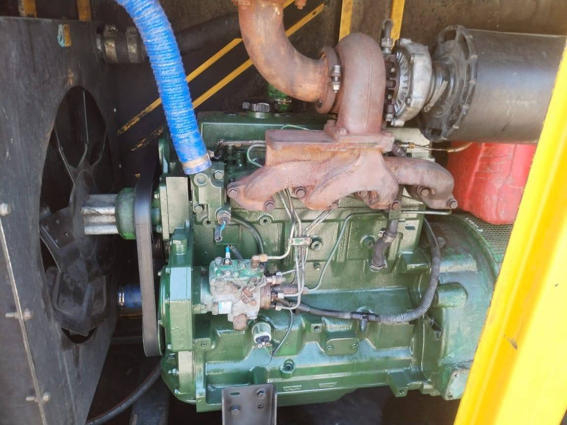 السلام عليكم ورحمة الله
مولد جون دير 100KV
مولد ستندر 
السعر 50 وبي مجال قليل
***********
