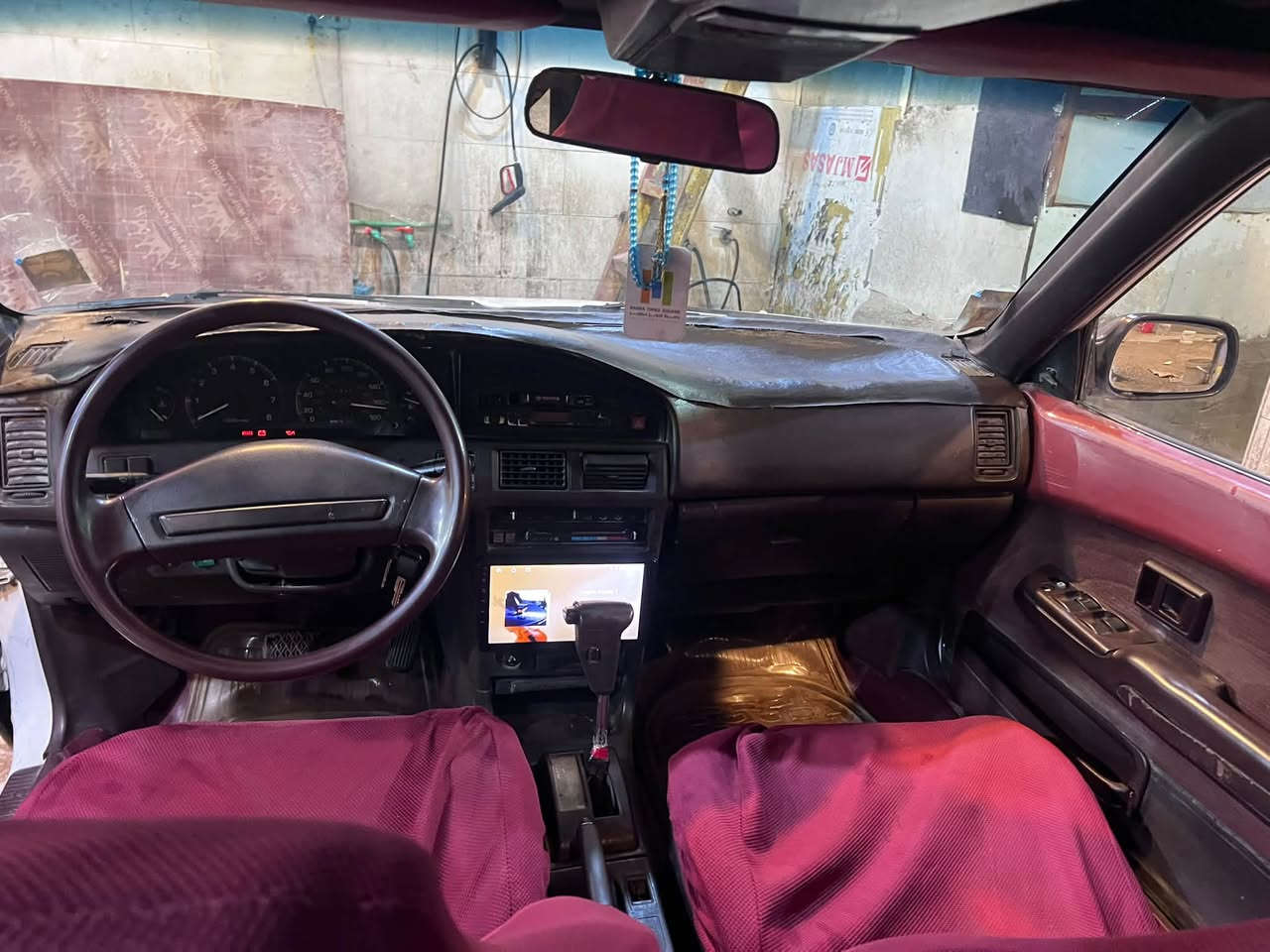 سياره كورله للبيع موديل 91سياره جديده وحلوه معمره بدون ضربه كهربائيات شاشه بلوتوث حداديه كير محرك مكفولات وجدد السعر 41وبيه مجال بصيط للستفسار اتصل ***********
