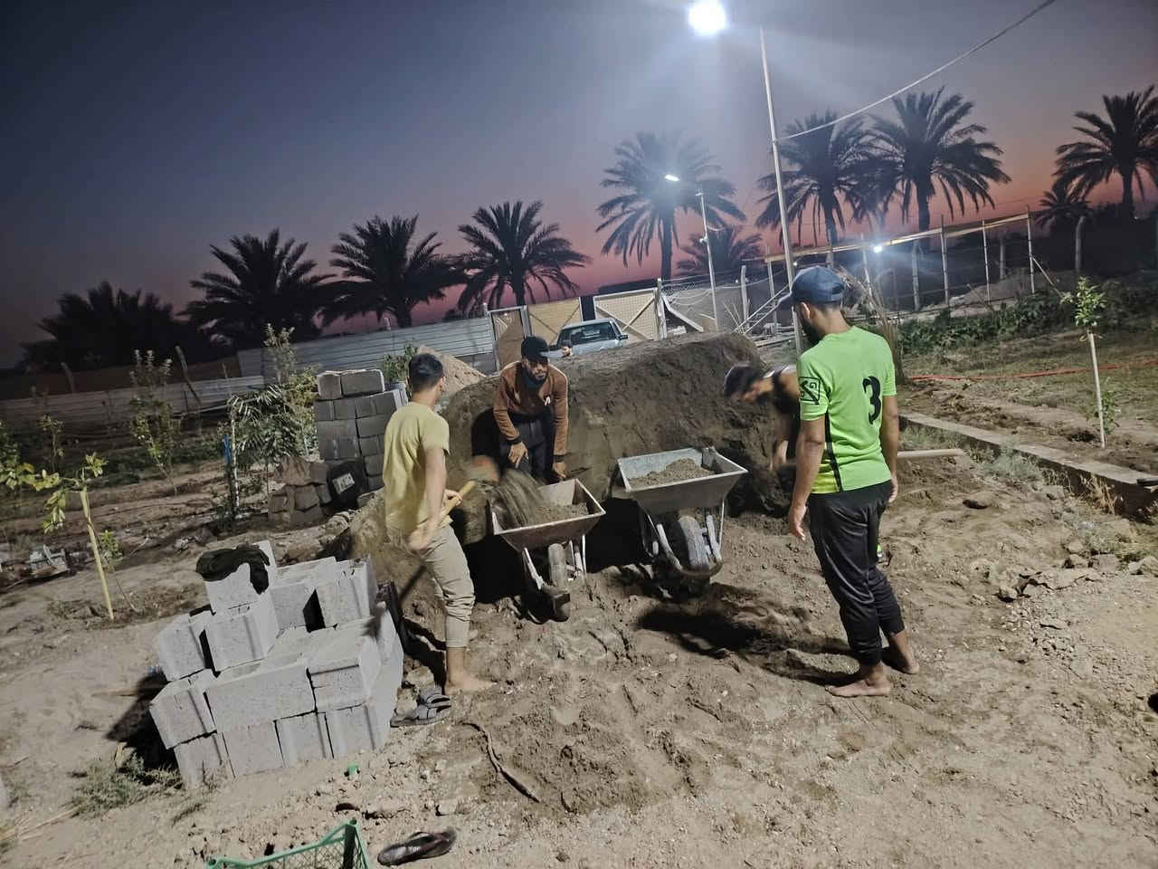 ***********📞سلام عليكم  / يوجد كادر عمل جاهز  تصعيد مواد  / تنضيف بيوت  / تفليش  / تكشيط  / دفن نهري  / شقلنه ليل ونهار  / وماعليك بكلشي تاخذ شقل جاهز مني  / ومعداتنه جاهز وسياره تجيك للبيت ماعليك بس تصال على رقم/   ***********
