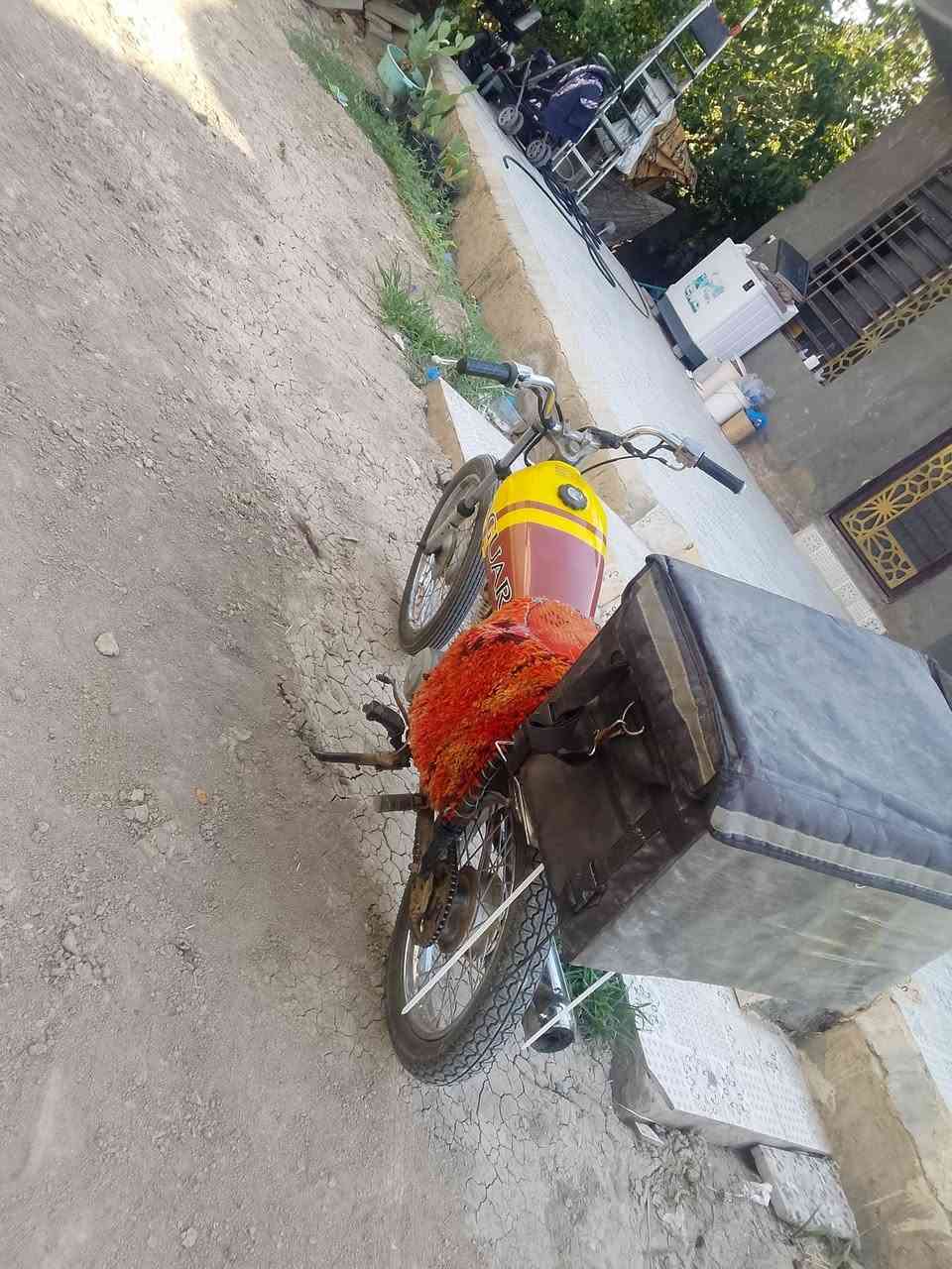 اربعه كير كلك مكفوله سعره 225وبيه مجال قليل مكان كربلاء الحسينيه هاذه رقم ***********
