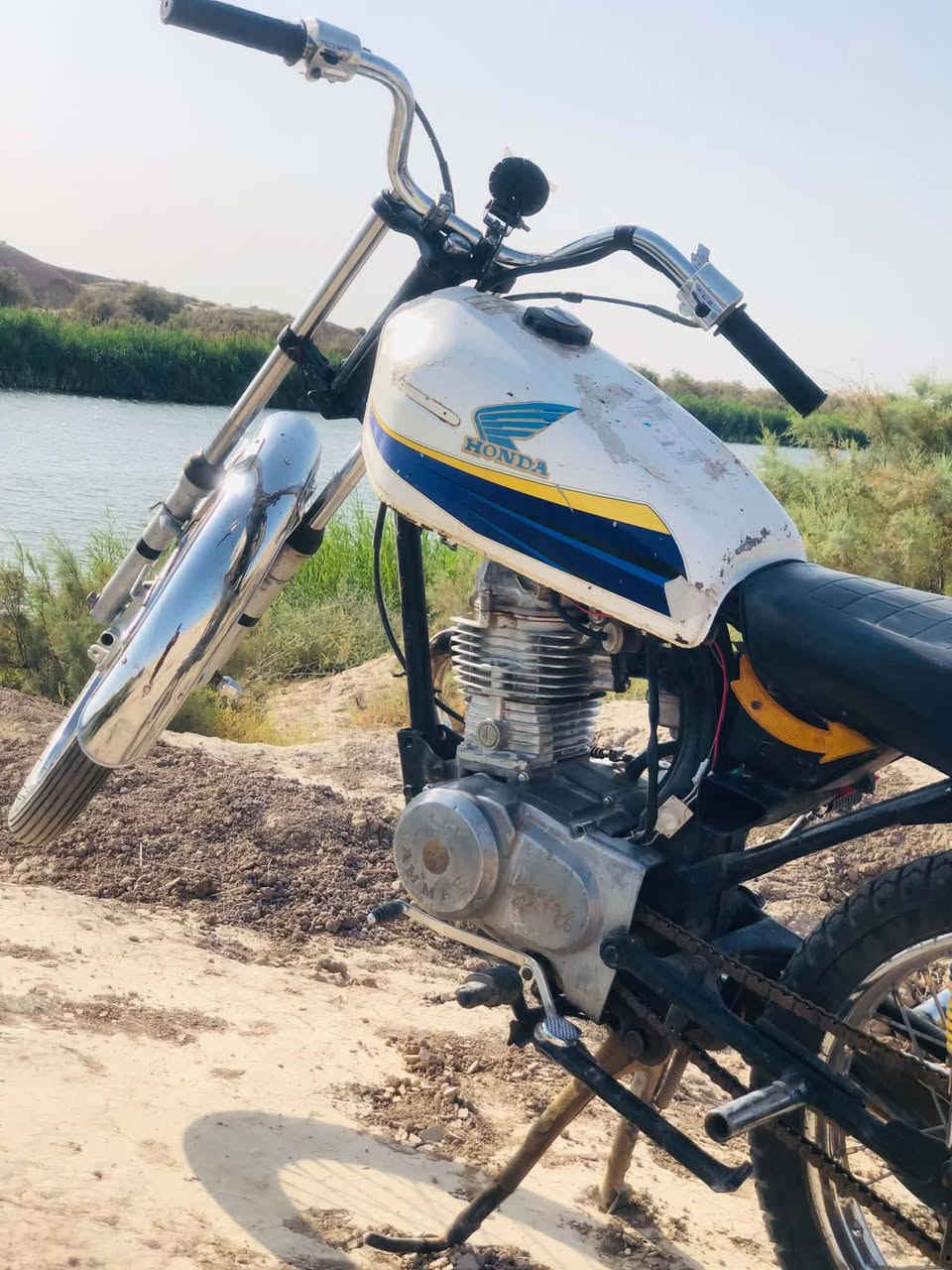 كلك كلك كلك شاصي مكفول موديل ٢٠ مكينه مجفته ماتبخر تايرات٢ ودبلات كدام بعدهن جيس سعر 250الف ***********
