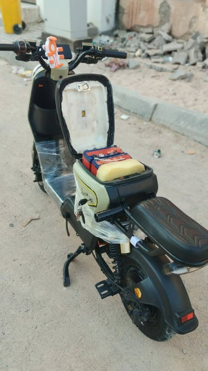 السلام عليكم
دراجه شحن مديل 25دراجه بتريات توه مبدل نضيفات
بصمه شغاله دراجه نهضته تخبل 4سرع تجي كلب بعينك مكان القبله سعره 350 تجي شوف بعينك انه خادم ***********
