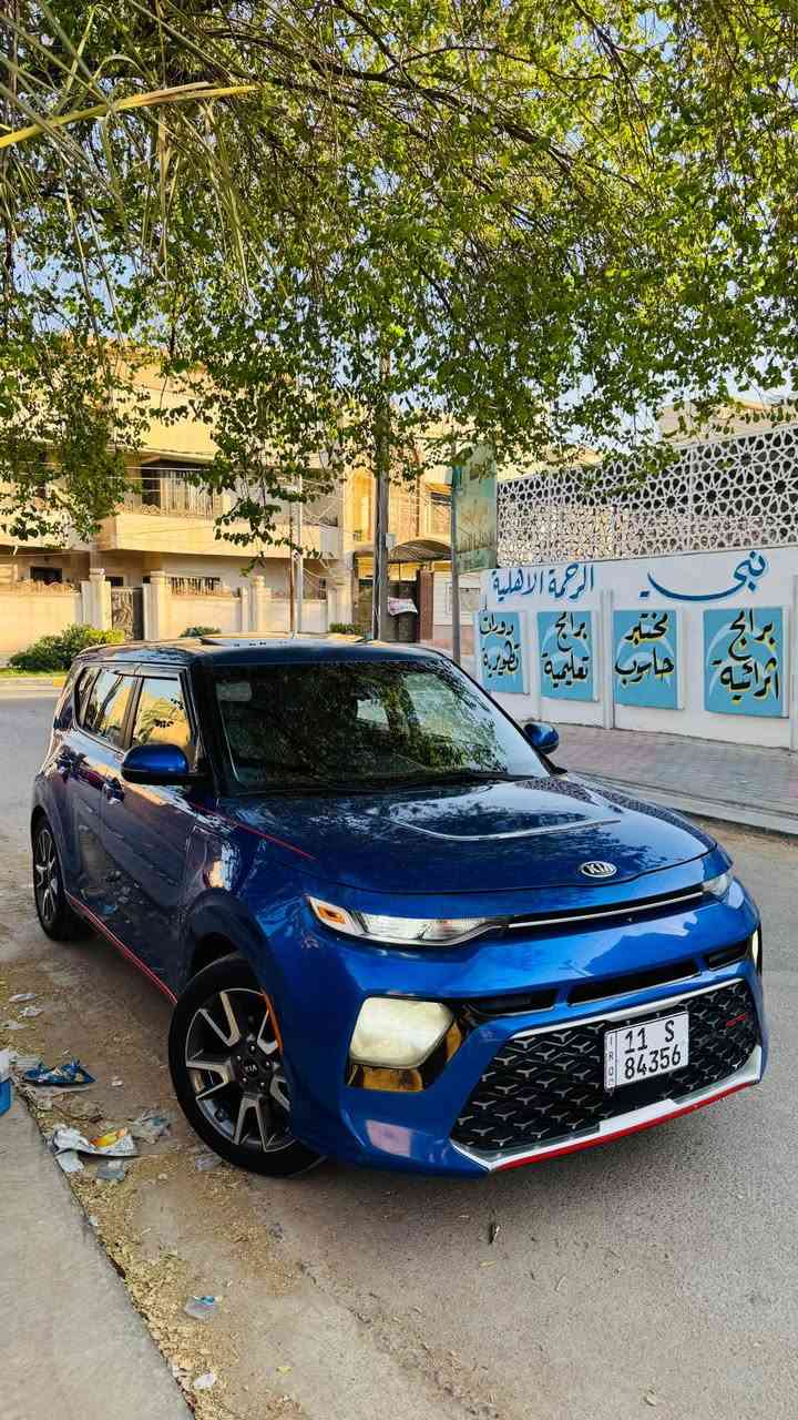 السلام عليكم
كيا صول 2020 وارد امريكي فئه جيتي لاين محرك 2.0 دوش فتحة بصمة شاشة كامرة رادارات 360 درجة ضررها خفيف ايرباك ستيرن سونارها موضح رقم بغداد بأسمي تحويل مباشر ماشية 53 الف مايل 
السعر 132$ ورقة
السيارة جاهزة بدون نواقص نهائياً شرط الفحص
 📍العنوان كربلاء حي الحسين 
للاستفسار : *********** كربلاء, العراق

