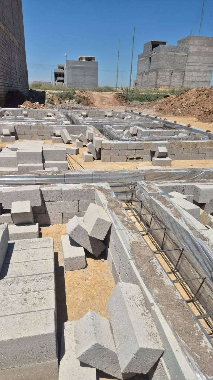 🏠 تريد تخلص من الإيجار؟
وعندك أرض داخل الموصل بس فلوسك ما تكفي حتى تبني بيتك؟
🔑 الحل ويانا!
نبني لك بيت أحلامك بمقدمة بسيطة،
وتسديد على شكل دفعات وأقساط شهرية.
💰 القسط الشهري يبدأ من 500 ألف دينار
🏡 نسلّمك مفتاح بيتك حسب العقد المتفق عليه بين الطرفين
✅ التسديد بدون كفيل
✅ بدون ماستر كارد
✅ وصل أمانة فقط
ابدي اليوم، وخلي الإيجار يصير من الماضي ❤️
ملاحظة :الشخص مقاول مهندس مهني ومعدل الشغل داخل الموصل فقط صاحب مهنا قديم 
أرقام المهندس أتصل 
***********
***********
