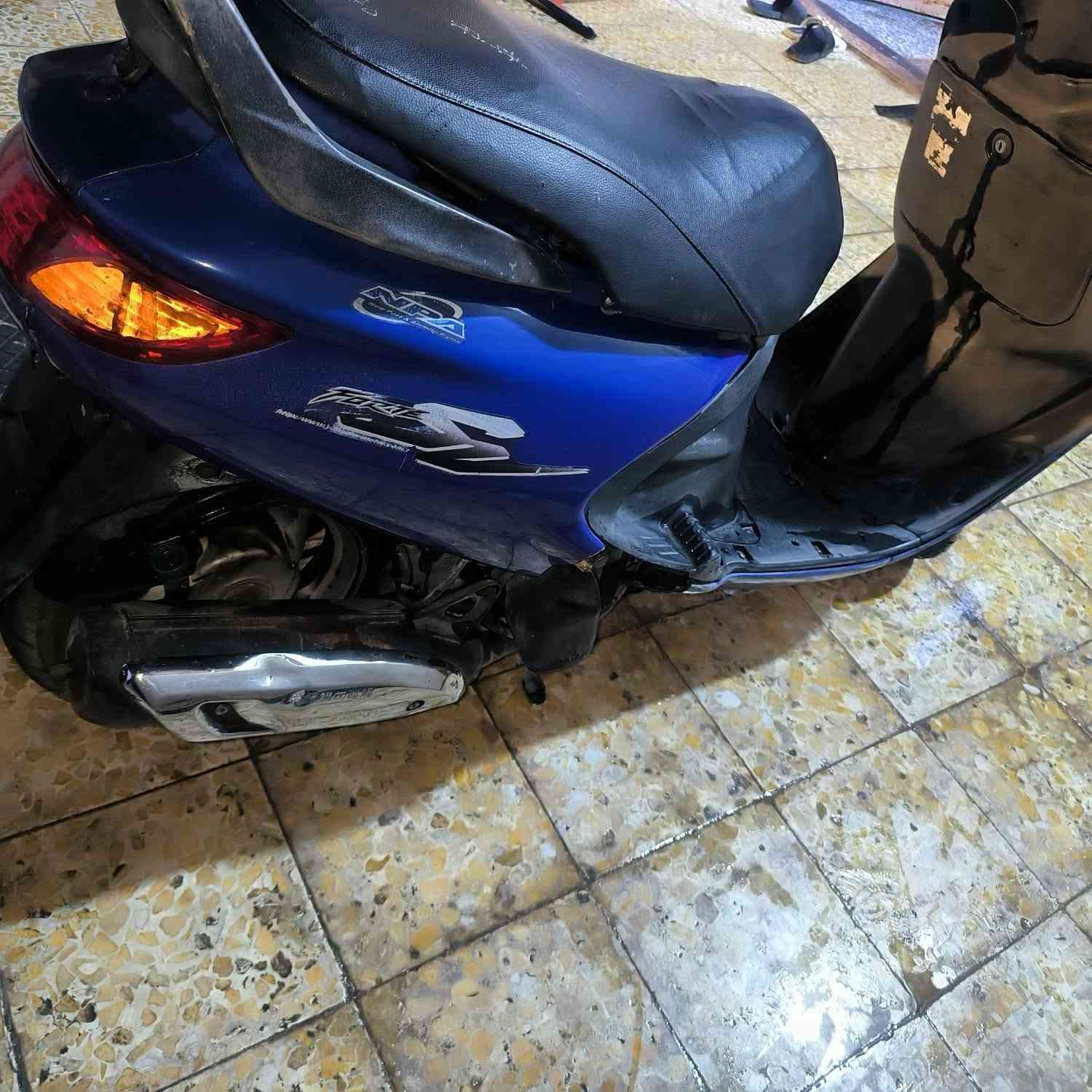 السلام عليكم فراشه 140 نثيه نضيفه فول كفرات بلاديات مكينه ما مفتوحه مكينه ما مفتوحه ضفيره جطل مابيها من طول لاطول بلاديه دبلات حلوات بس مرات الكدام يكض جبنه توني سويته دهن كل شهر بدله احطله امزويل ٢٠ ا٥٠ دراجه سلف و هندر سعر خاص *********** مو تجي تكسر بسعرها
