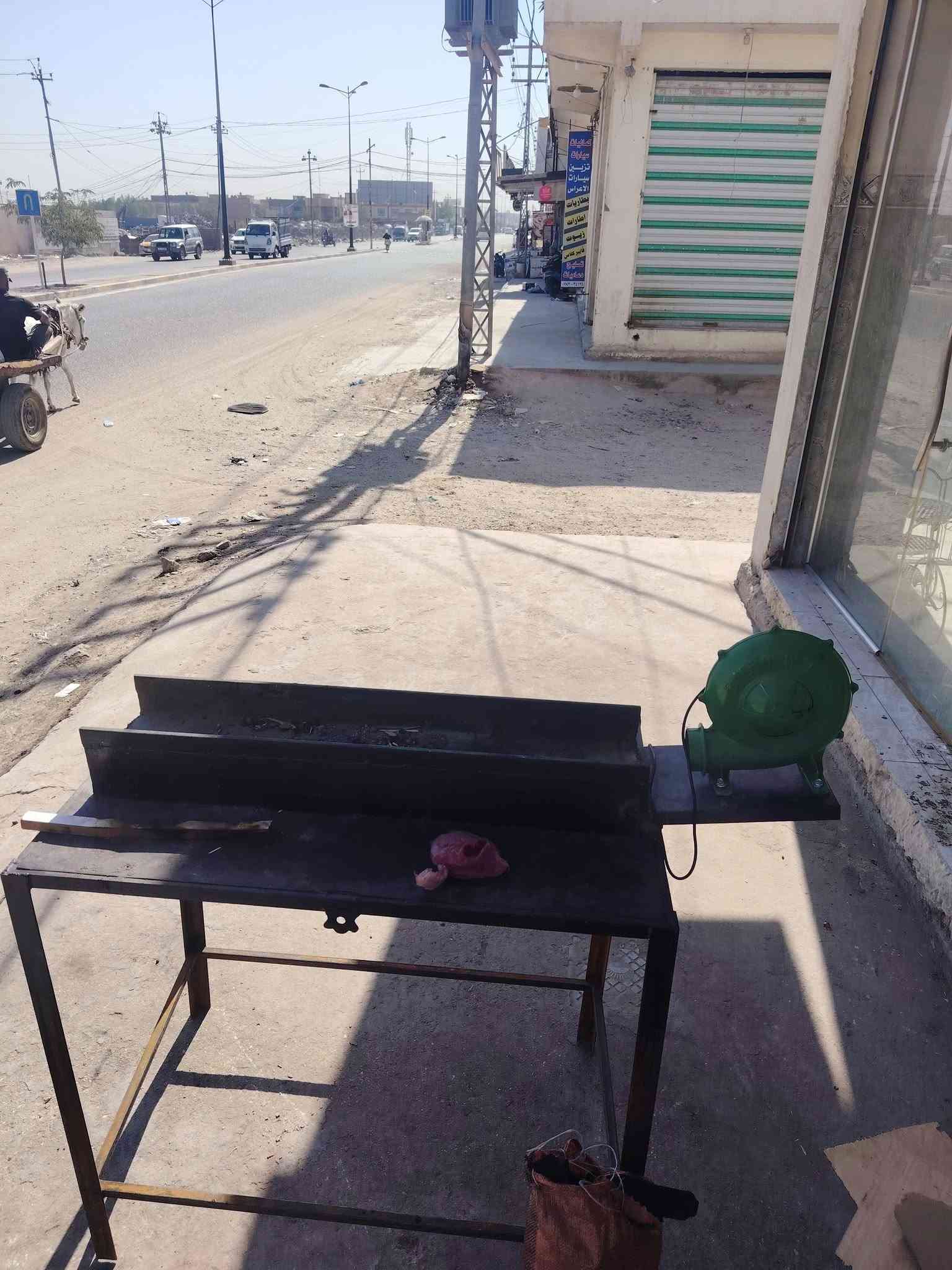 غراض كافترية للبيع مكاني بالحلة
***********

