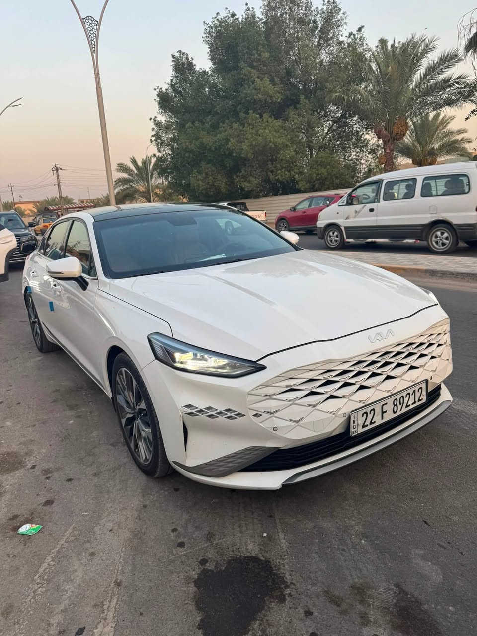 السلام عليكم k8للبيع موديل ٢٣ماشيه ٧٠الف
سياره خليجي فول مواصفات شركة نيم بيها طخة بالهلال ما مصلحها موجوده بالصور سياره كلش جديده سعرها ٢٤٠وبيها مجال بسيط للاستفسار ***********ايمن
