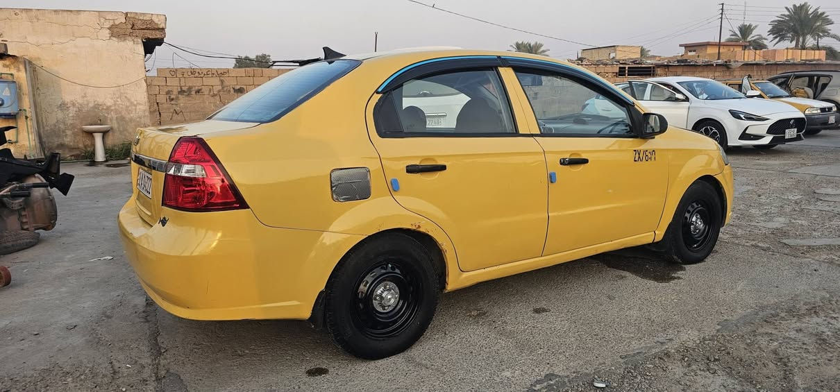 افيو موديل 8  وراد امريكي رقم بابل باسمي  سنوية مجددة السيارة جاهزة وخير من الله بس ابيع واقع حال بدون ضربة قوية  محرك بداية تبخير بسيط بيها  نواقص بسيطة ابيع  بسعر 28بيها  مجال كلش بسيط   مستعجل ع البيع للشراي عنواني بغداد *********** اتصال ع صاحبها مكلف بلنشر
