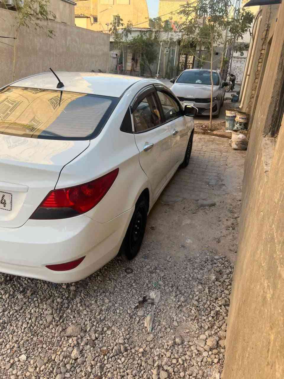 السلام عليكم
اكسنت خليجي موديل 2014
كير محرك 1600حدادية مكفولات 
رقم مثنى انكليزي 
هزه ماصاقطه ارقام جدد 
سيارة جاهزه من كل نواحي 
موجود سونار موضح كلشي بي 
السعر 93 بي مجال 
‏‪***********
