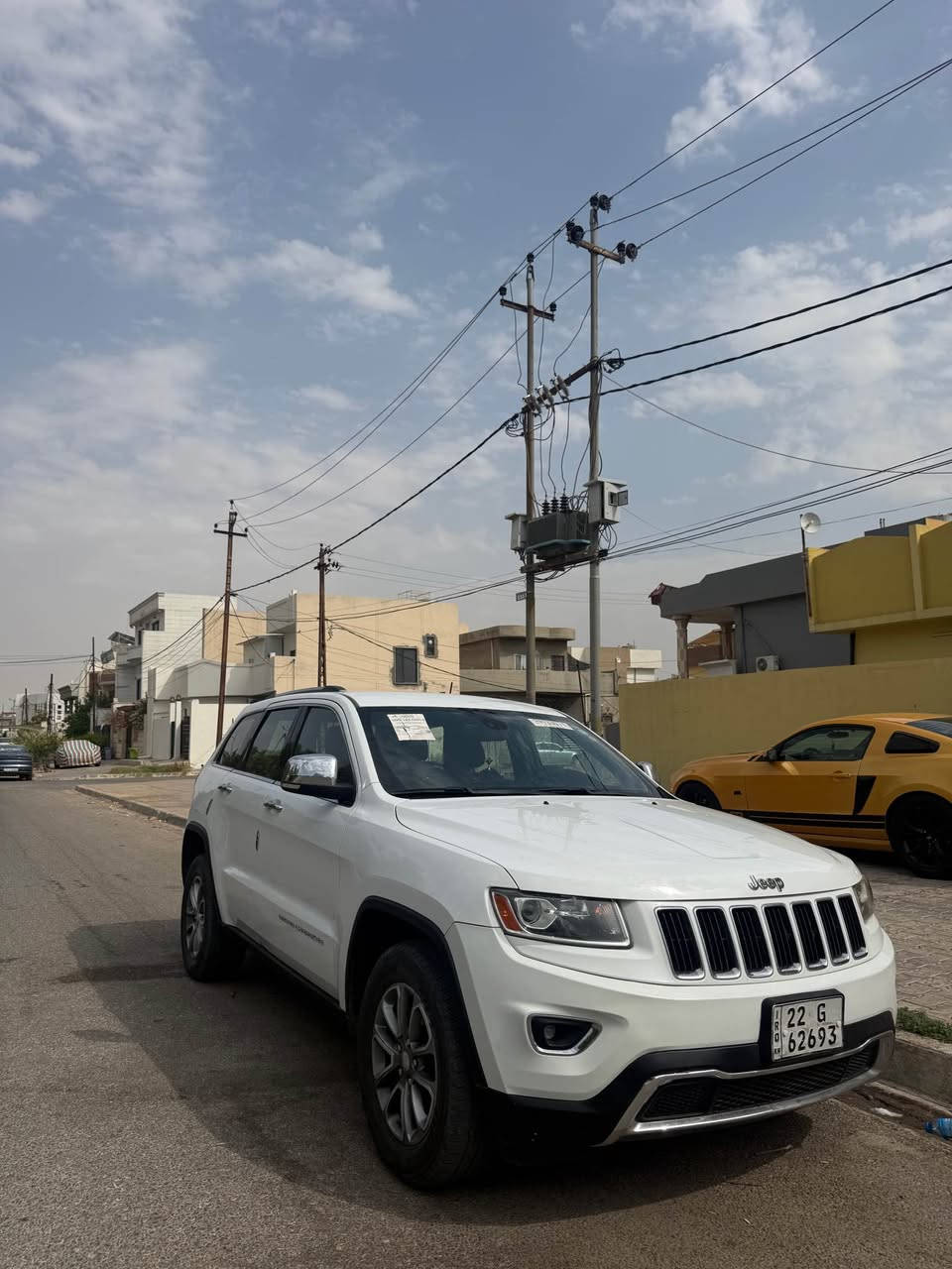 سلام عليكم للبيع او مراوس 
جيب  لاريدو 2014 لمتد 4x4 فول موصفات 1/1
 مكفوله كفاله عامه فقط مانين بارد كلش صغير متبين 
حجم المحرك : سلندر 3600  
ماوس وضعيات قياده الفور ويل 
* 
*غرفه السياره اسود سبورت 

💎 ســعــر ✅ ::  185 بيه مجال 

*اناره ترحيب 
*حساس مطر 
بصمه دخول ذكي
*صندوق كهربائي 
*شاشه كبيرة 
*كامره دواره 
*كشنات الاماميه كهربائي 
*خزن وضع المقاعد والستيرن 
*ويل حجم  18 بلادي 
هوك امامي خلفي
*شفتات ستيرن 
* حساسات خلفية وامامية 
*دبل كزوز 
* مرايا متحركه 
*مري شفط
*ستيرن كهربائي متحرك  
* كشنات تدفئة امامي وخلفي 
* كشنات امامي تبريد 
* ستيرن تدفئة   
* لد امامي ~لايت زينون بلادي   
*سيدي 
*دمام خلفي 
*ايكو 
*زراك لايت
*تبريد قطعتين 
* سستم صوت ٩ سماعات دمام خلفي 
* اشارات مرايا 
*كير طيارة 8 نمر 
* تحكمات ستيرن 
* تدفئة مرايا جانبيه 
رقم اربيل دولي بسمي
السياره جديده 
مكان السياره كركوك 

للاستفسار/ *********** واتساب موجود كركوك, العراق
