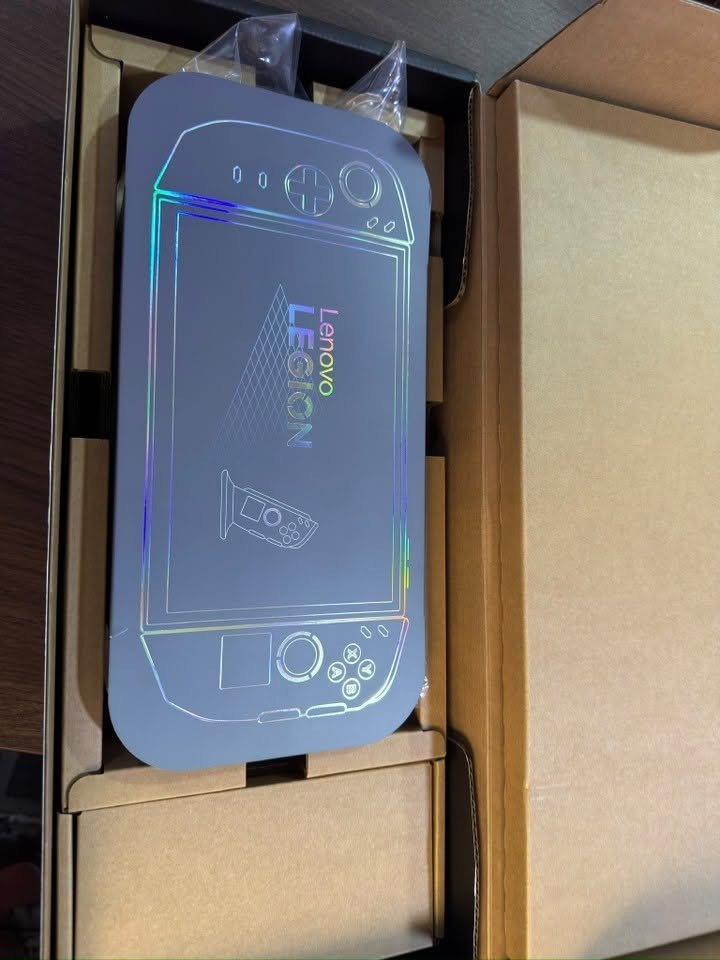 Lenovo legion go 2
CPU: AMD RYZEN Z2 EXTREME

RAM: 32GB

Storage: 1TB SSD

sd card sandisk extreme pro 1 TB

الجهاز نضافته 100%

استعمال قليل جداً

ويا كفر شاشه و cover للجهاز +كفر شاشه احتياط

ادابتر ugren متعدد المنافذ

السعر 1850

مكاني الموصل
***********
