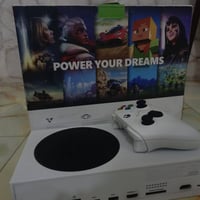اكس بوكس سيريس اس • ٥١٢ جيجا • ايفون 14 برو ماكس