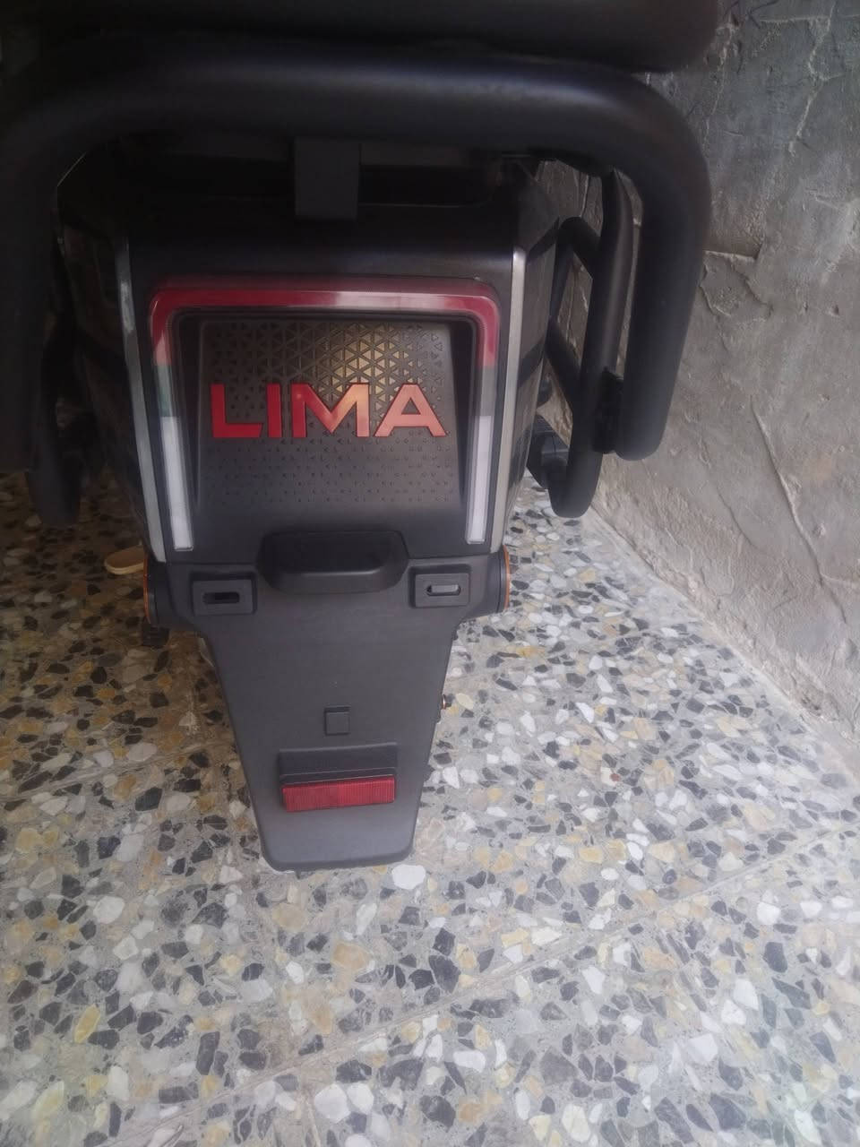 دراجه LIMA مدرعه بالكامل زيرو ماشيه ٧٠٠ ميل مواصفاته حلوه بطاريات ٦ كرافين شحن انسه دراجه جديده ب٨٠٠ الف قفل
بغداد البنوك
***********
ملاحضه سعره الجديده بالمحلات مليون و٢٥٠ ومالتي جديده
