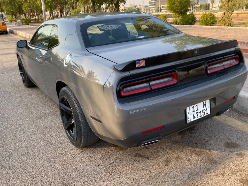 السلام عليكم
دودج تشالنجر 2017 اسمنتي اصل 

Sxt v6

كلين تقرير مياه امطار 

كفالة من الصبغ و التبديل

ماشية 92 ميل  

للبيع رقم بغداد ب اسمي

السعر 155

مكان السيارة ميسان العمارة 

***********
