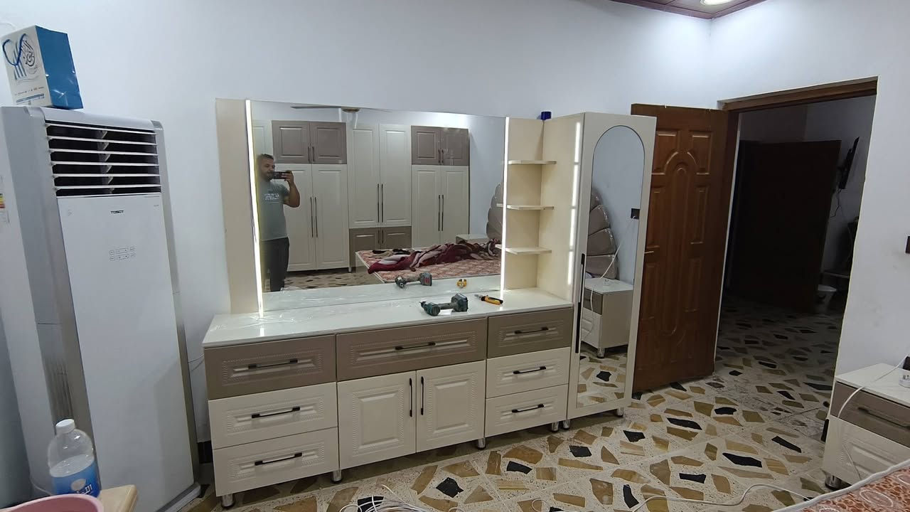 🔨 نفتح ونشد جميع أنواع غرف النوم باحترافية 🔨
✅ فتح وشد جميع غرف النوم:
🇹🇷 التركي
🇲🇾 الماليزي
🇨🇳 الصيني
🇮🇶 العراقي القديم

🎨 صبغ وتجديد غرف النوم الخشبية بأحدث الطرق.
🚪 تركيب جميع أنواع الأبواب الخشبية.
🪵 صبغ وتجديد الغرف الخشب العراقي حسب الطلب، مع إمكانية تغيير اللون والتصميم.

✔️ شغل نظيف ودقة بالمواعيد.
✔️ أسعار مناسبة وجودة مضمونة.
🚚 الخدمة متوفرة في جميع محافظات العراق.

📞 للاتصال: ***********
💬 واتساب: ***********

📩 للحجز والاستفسار راسلنا أو اتصل بنا، ونرجع أثاثك كأنه جديد من المعمل.
ثقتكم هي سر نجاحنا.
