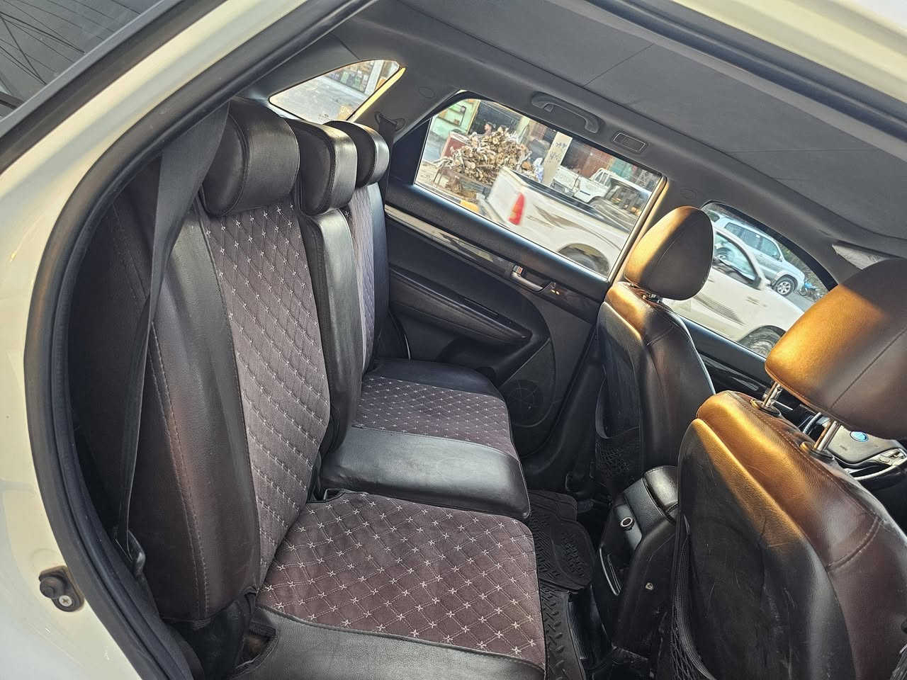 سورنتو للبيع ٢٠١٤ محرك ٦ سلندر بسمي تحويل مباشر سوناره موجود ضمن المنشور الاستفسار ع. سياره خليجيه واحد على واحد سياره فول   رقم*********** مكان سياره صلاح الدين قضاء بلد
