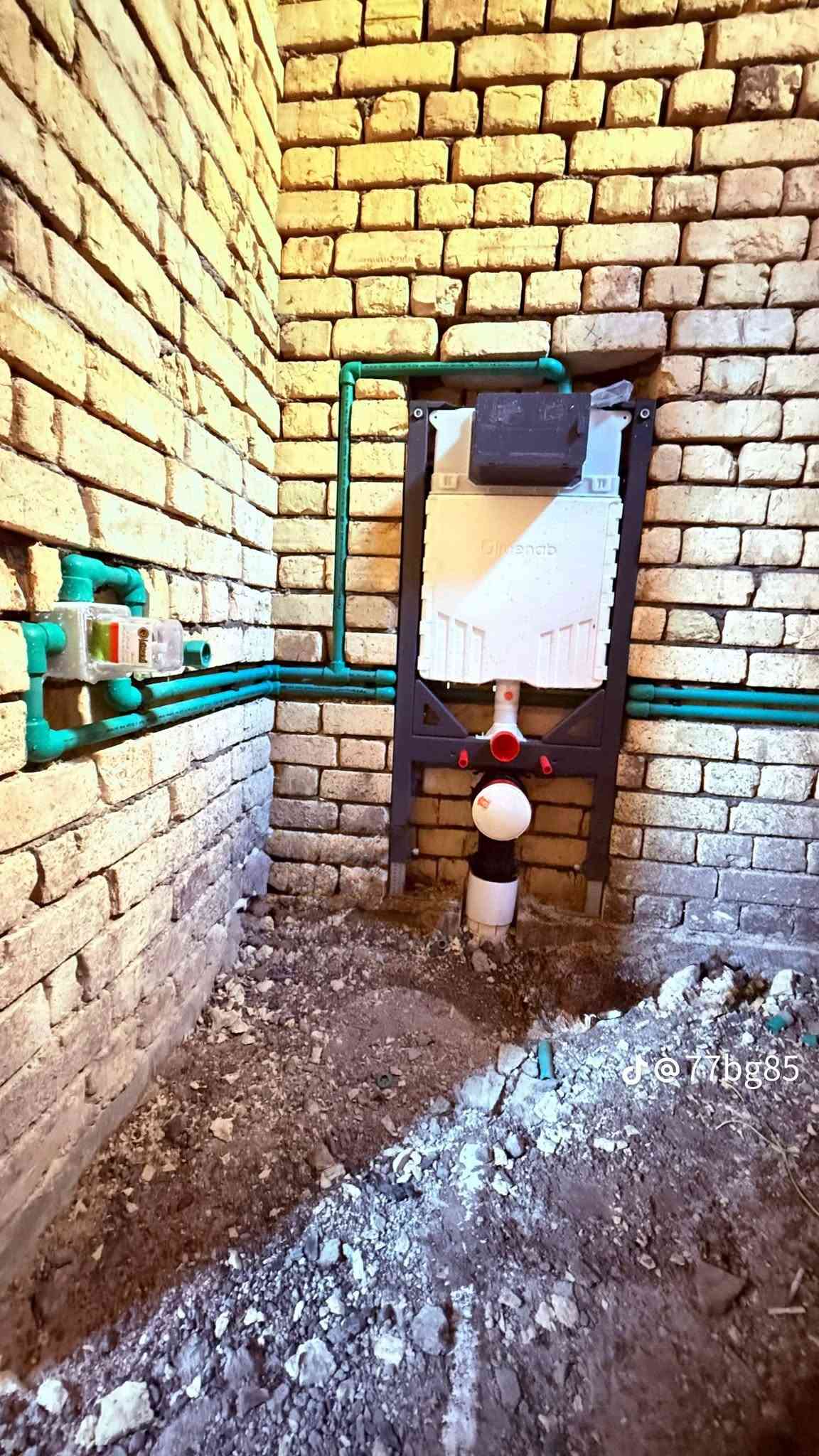 سلام عليكم تأسيس وربط رئيسي ماء مجاري اختصاص وعمل جانبي شوفت عينك شرط العمل للستفسار اتصل بنا ***********

نص مكتوب في الصور:
- @77bg85